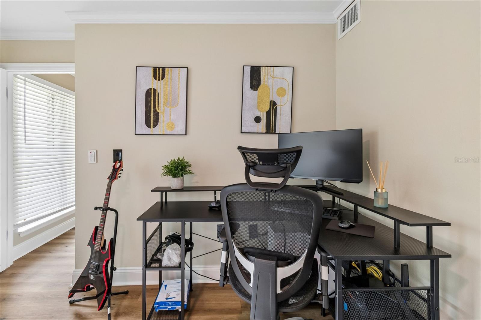 86F THE LANDINGS OF TAMPA A CONDOMINIUM - Residential