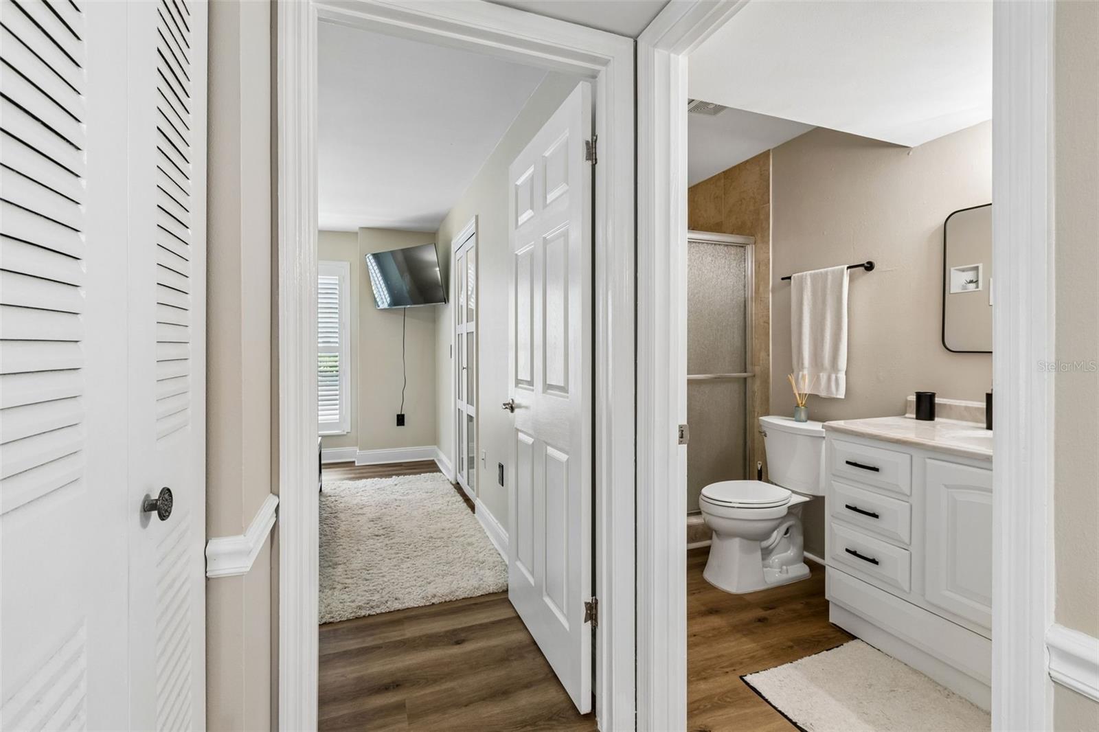 86F THE LANDINGS OF TAMPA A CONDOMINIUM - Residential