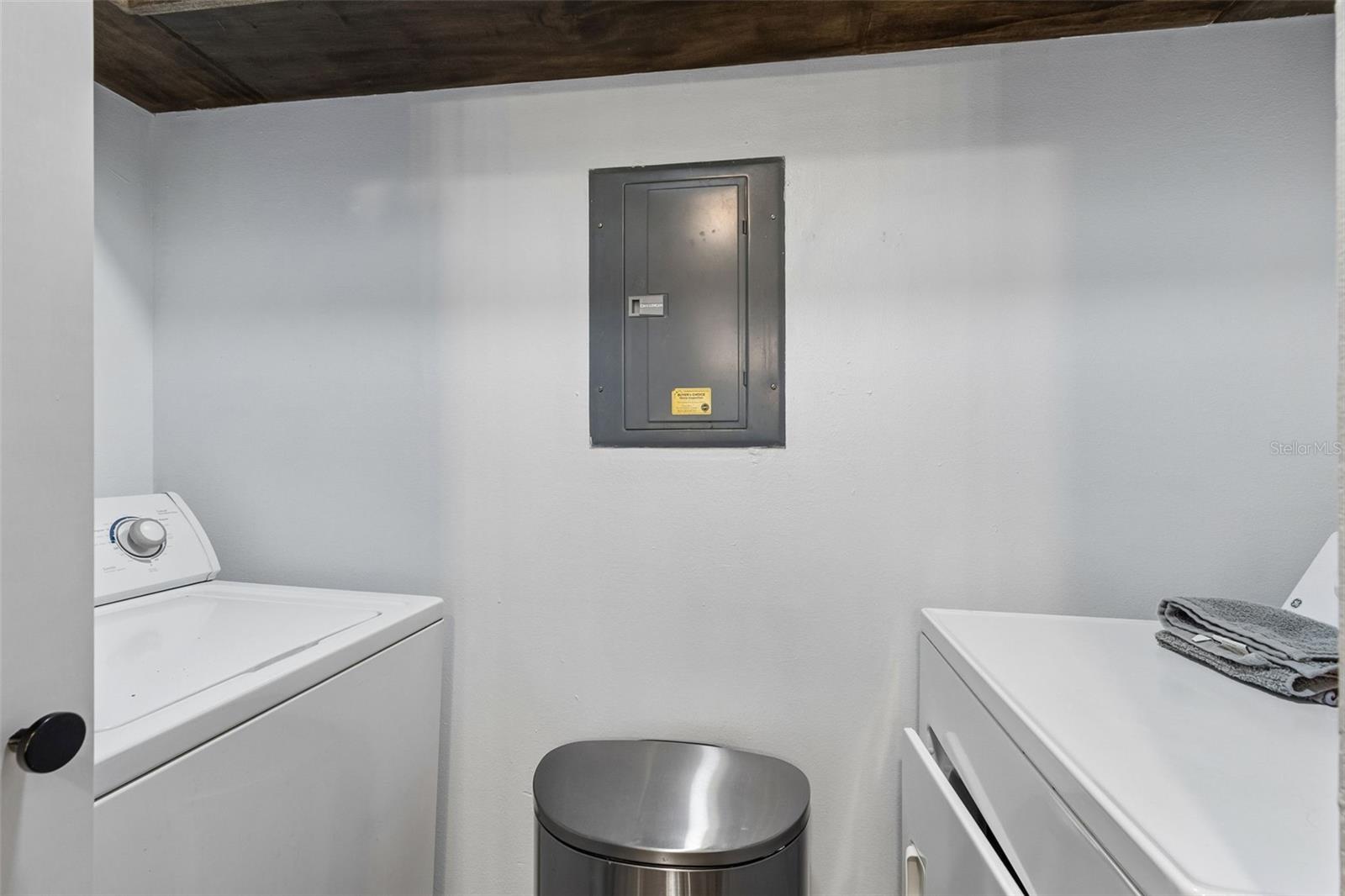 86F THE LANDINGS OF TAMPA A CONDOMINIUM - Residential
