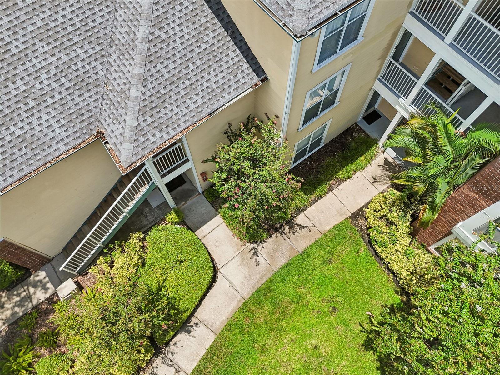 86F THE LANDINGS OF TAMPA A CONDOMINIUM - Residential