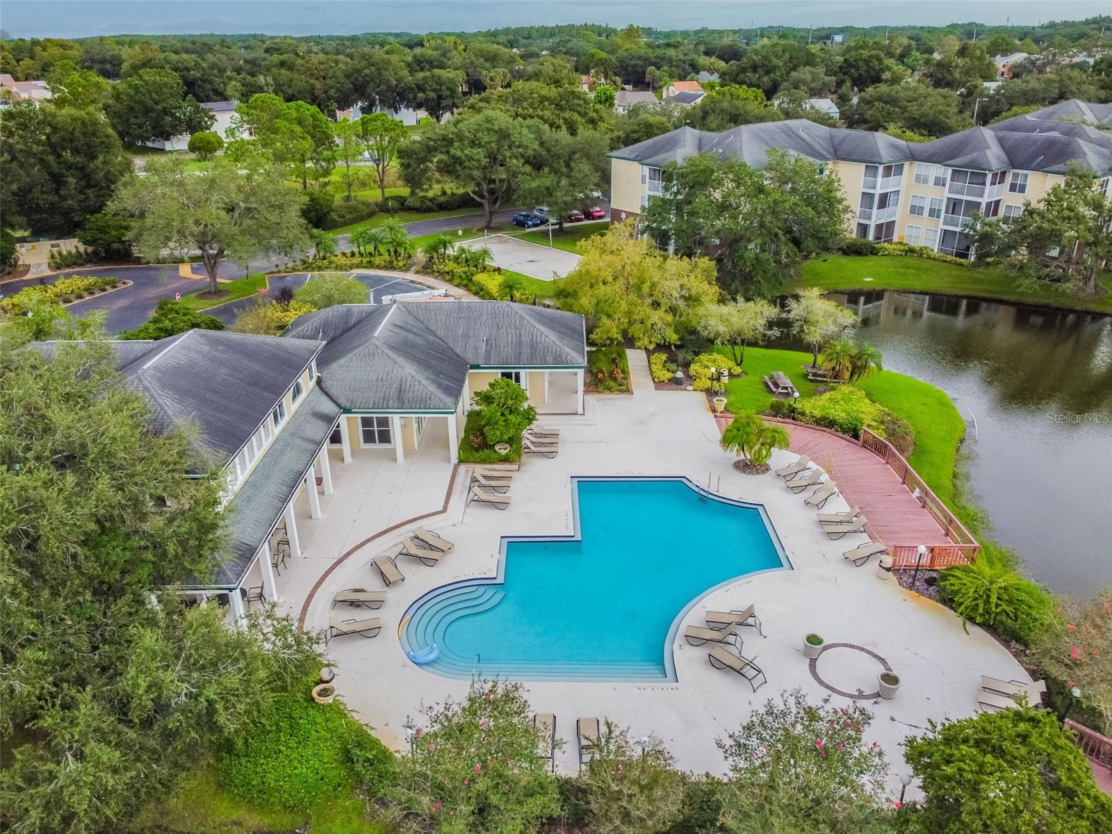 86F THE LANDINGS OF TAMPA A CONDOMINIUM - Residential
