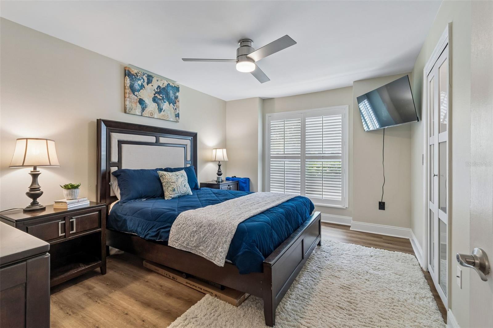 86F THE LANDINGS OF TAMPA A CONDOMINIUM - Residential