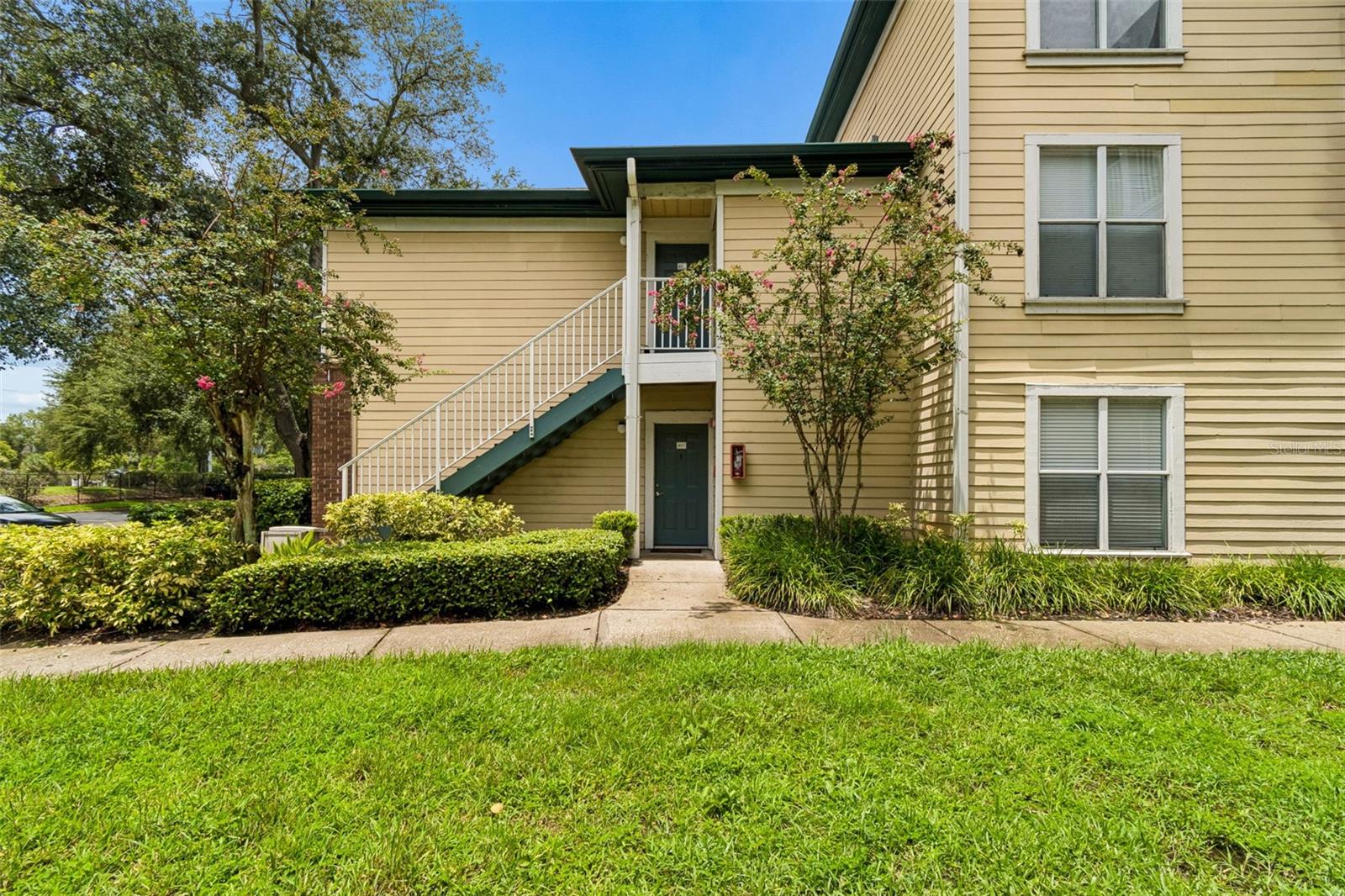 86F THE LANDINGS OF TAMPA A CONDOMINIUM - Residential
