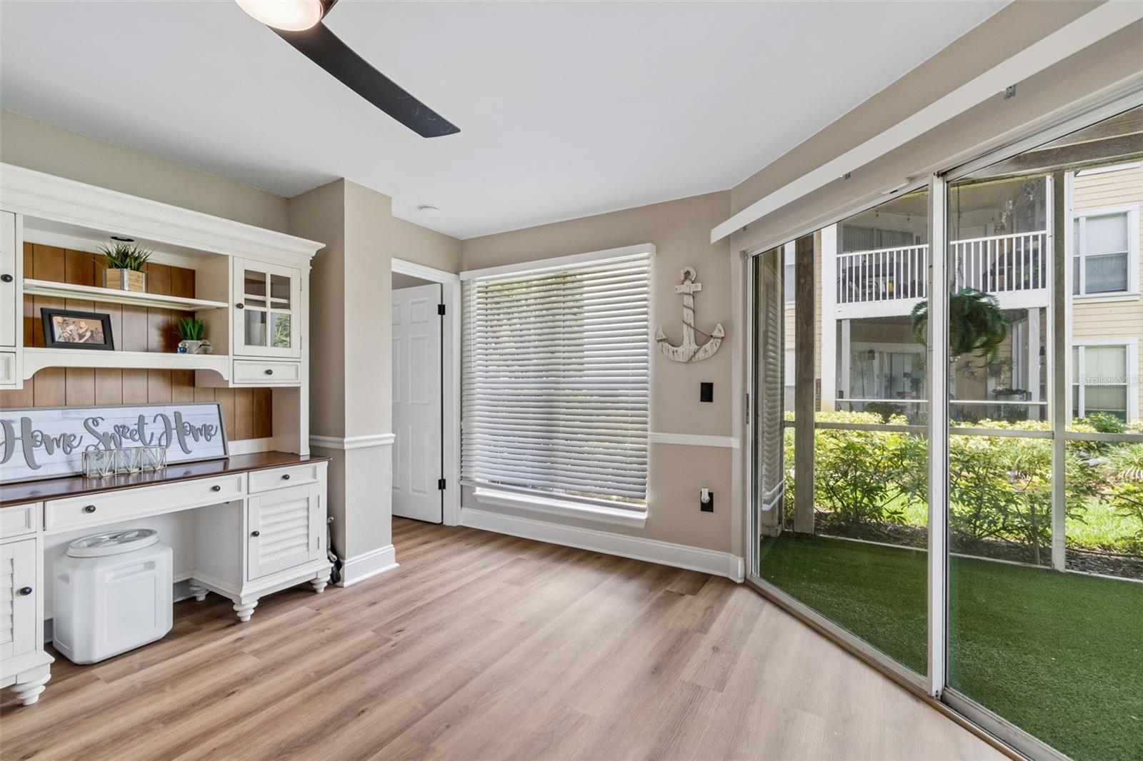 86F THE LANDINGS OF TAMPA A CONDOMINIUM - Residential