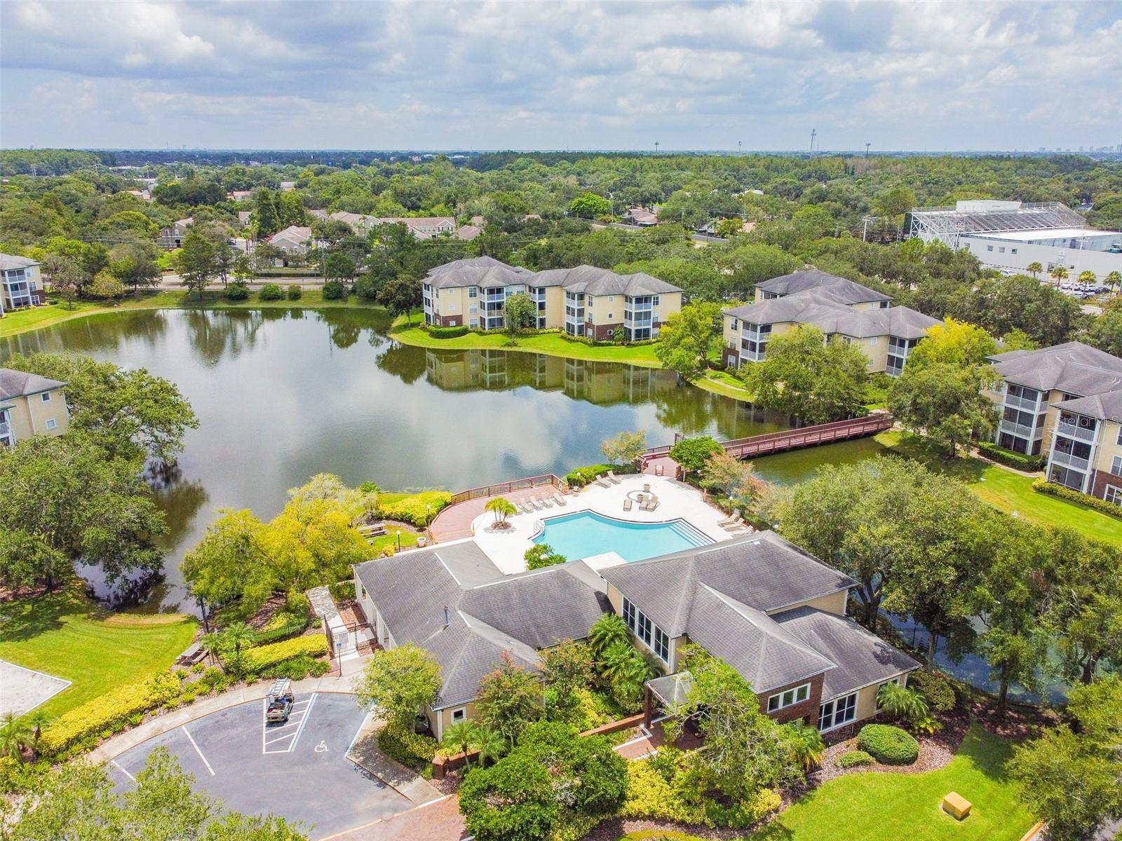 86F THE LANDINGS OF TAMPA A CONDOMINIUM - Residential