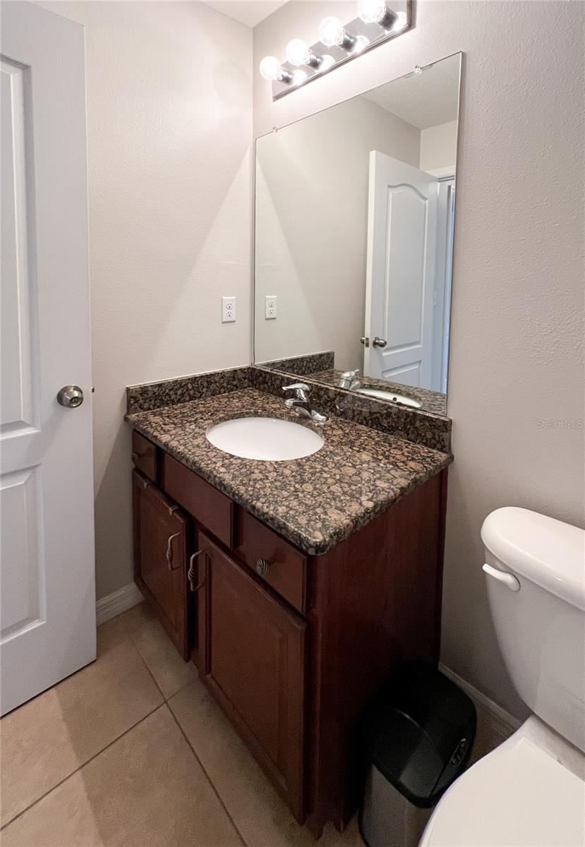 WHISPERING OAKS TWNHMS - Residential