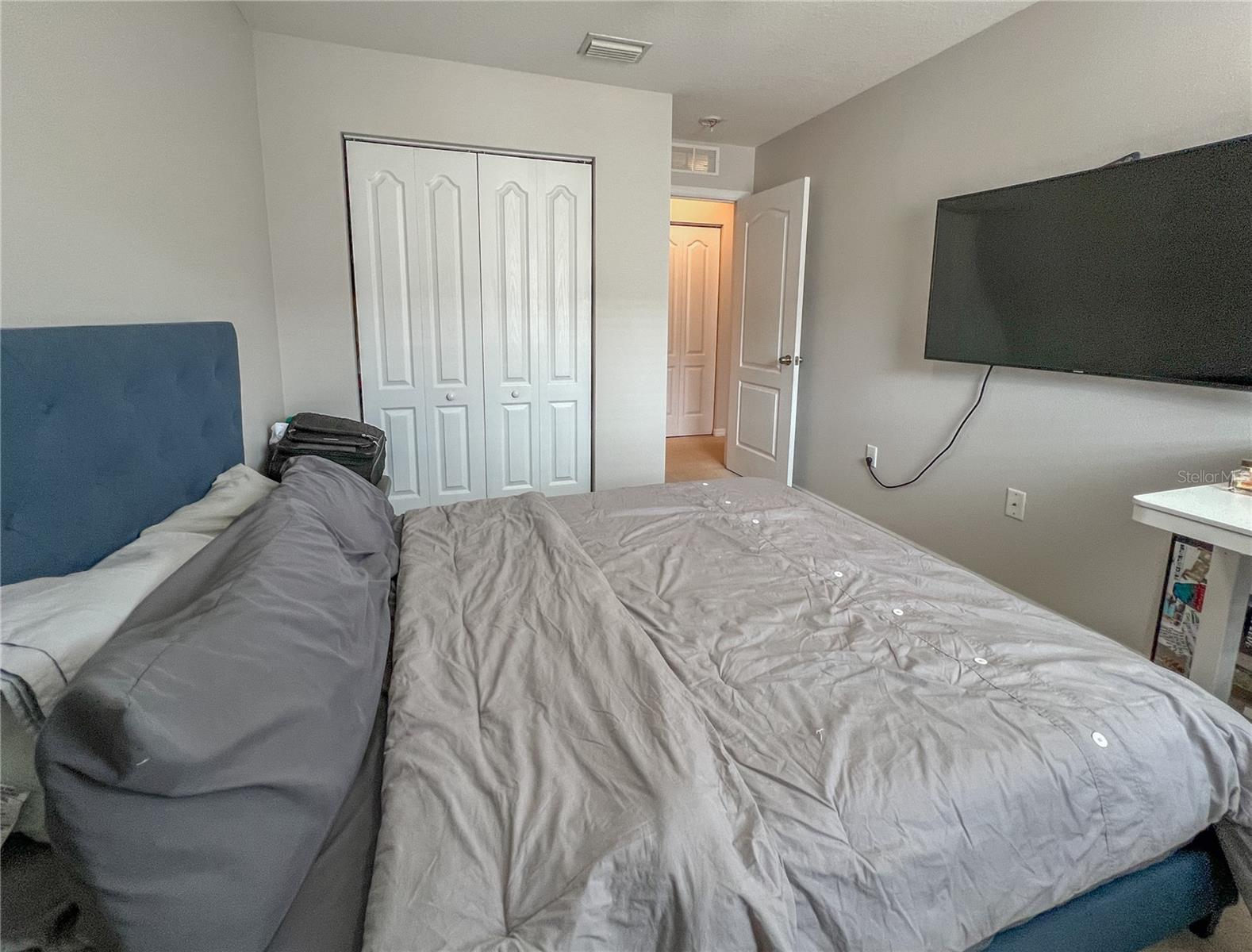 WHISPERING OAKS TWNHMS - Residential