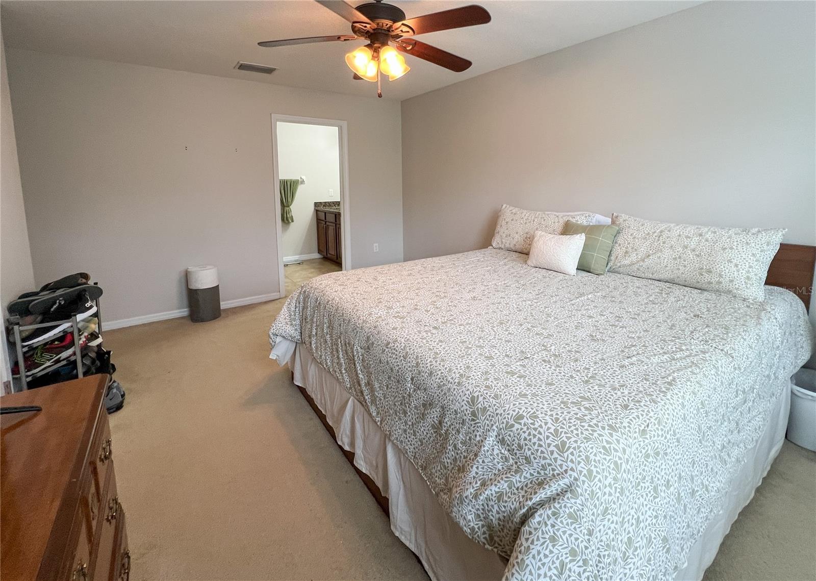 WHISPERING OAKS TWNHMS - Residential