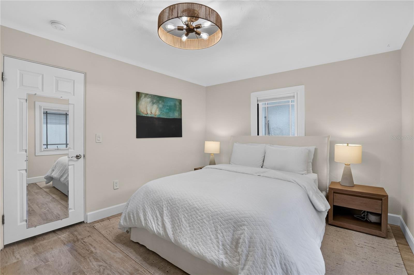 SAPPHIRE SHORES - Residential