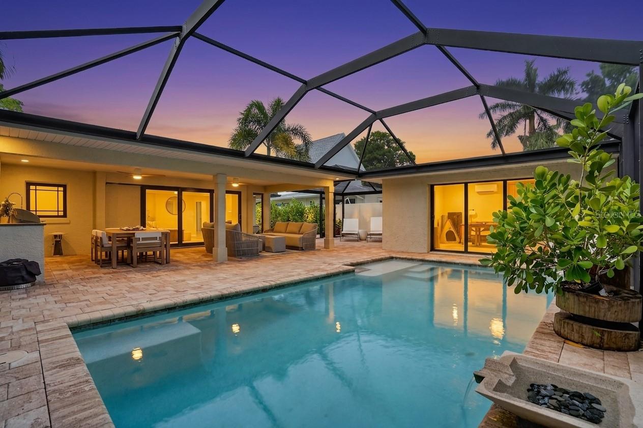 SAPPHIRE SHORES - Residential