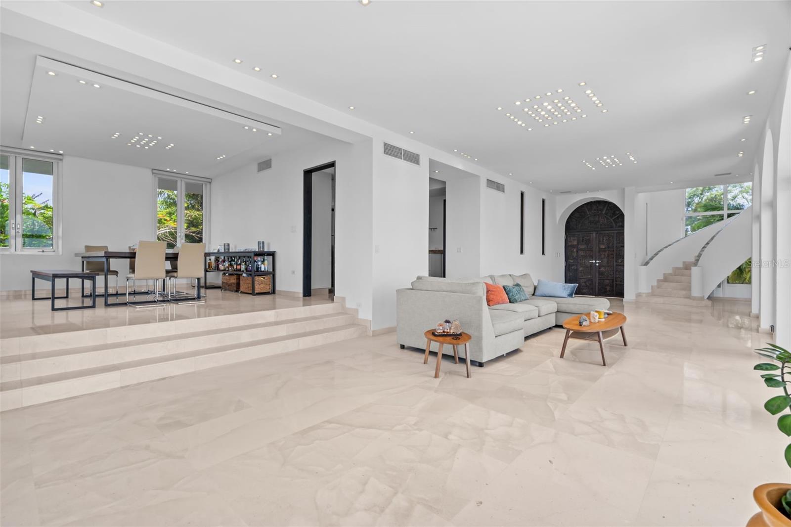 GUAYNABO, PR 00965 - Residential