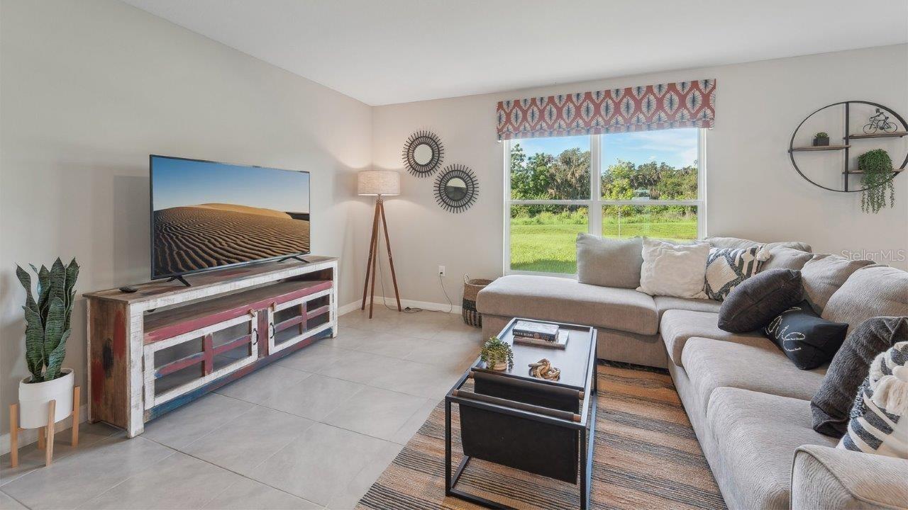 EAST REGNAS - Residential