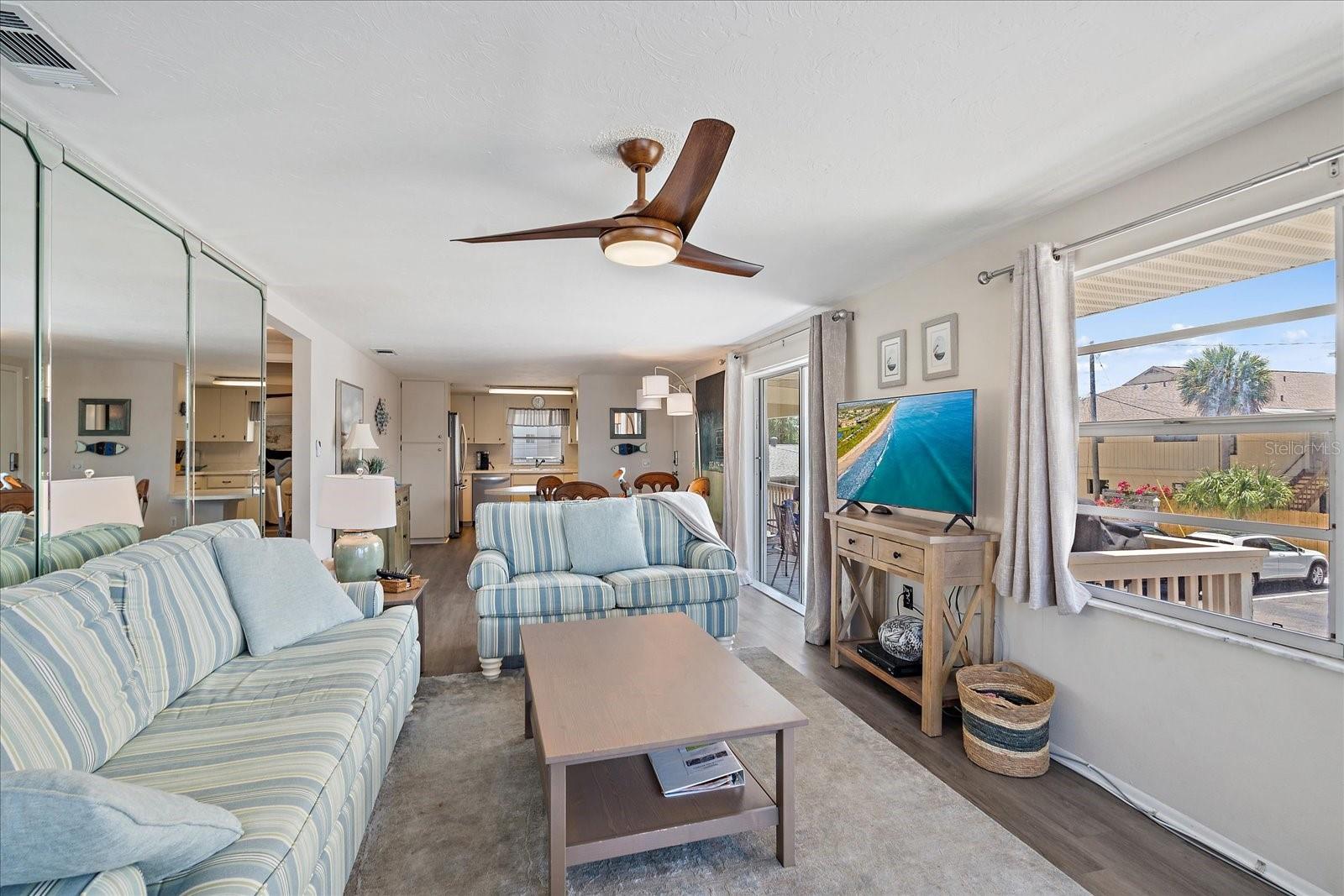 CORAL SHORES - Residential