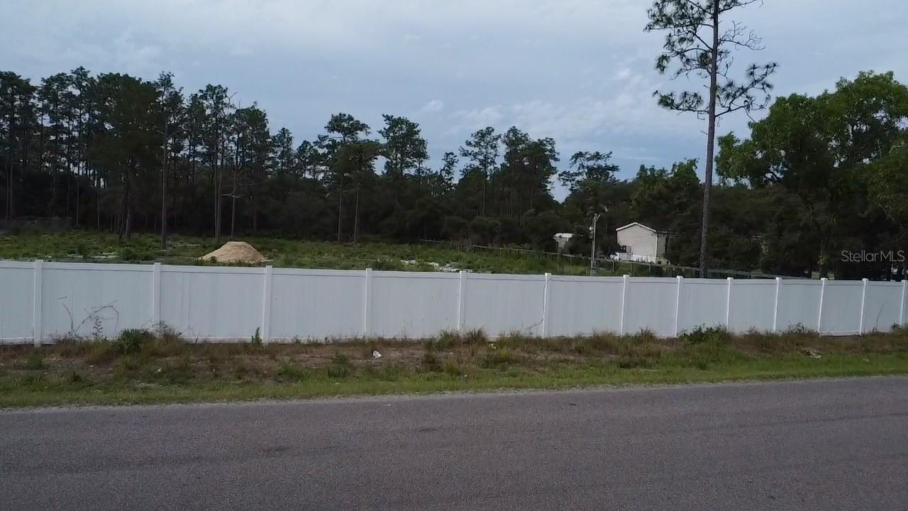 FLORIDA HLNDS - Land