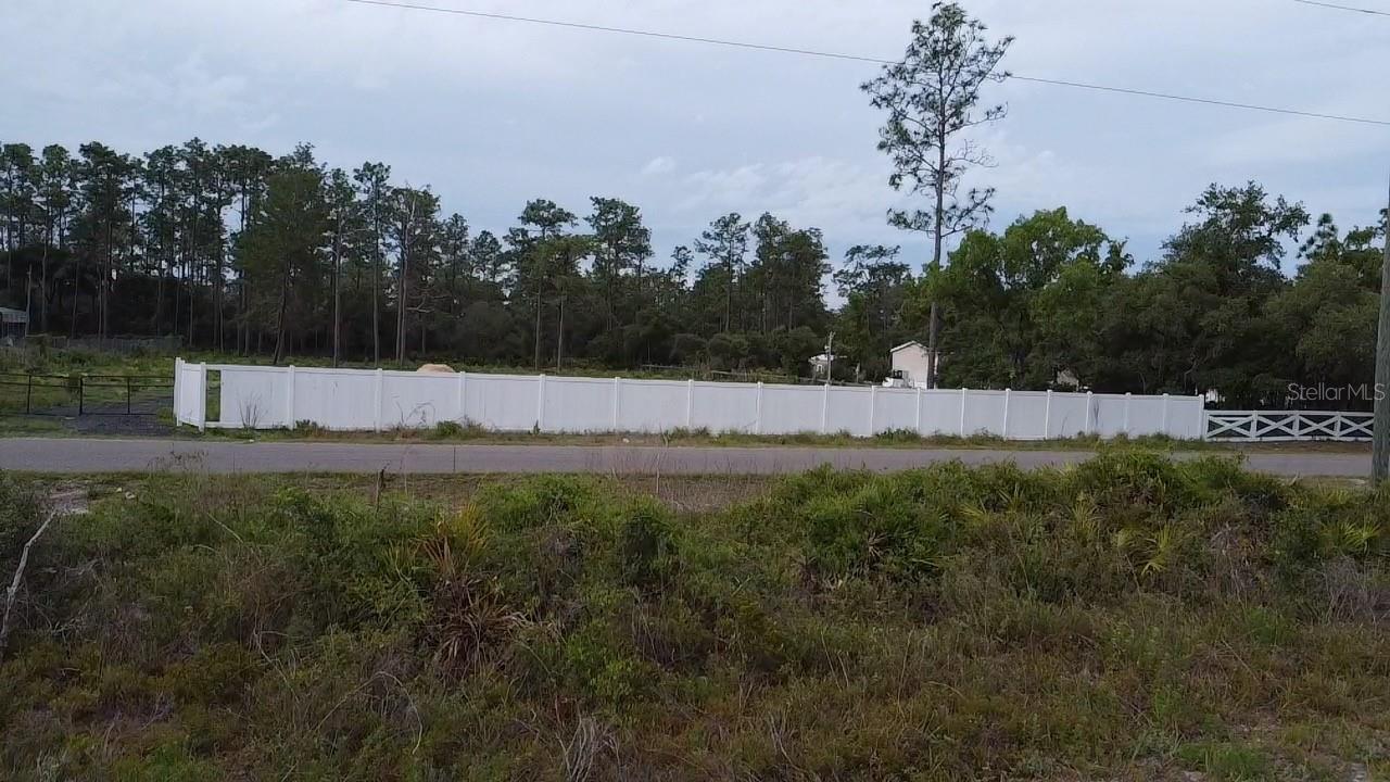 FLORIDA HLNDS - Land