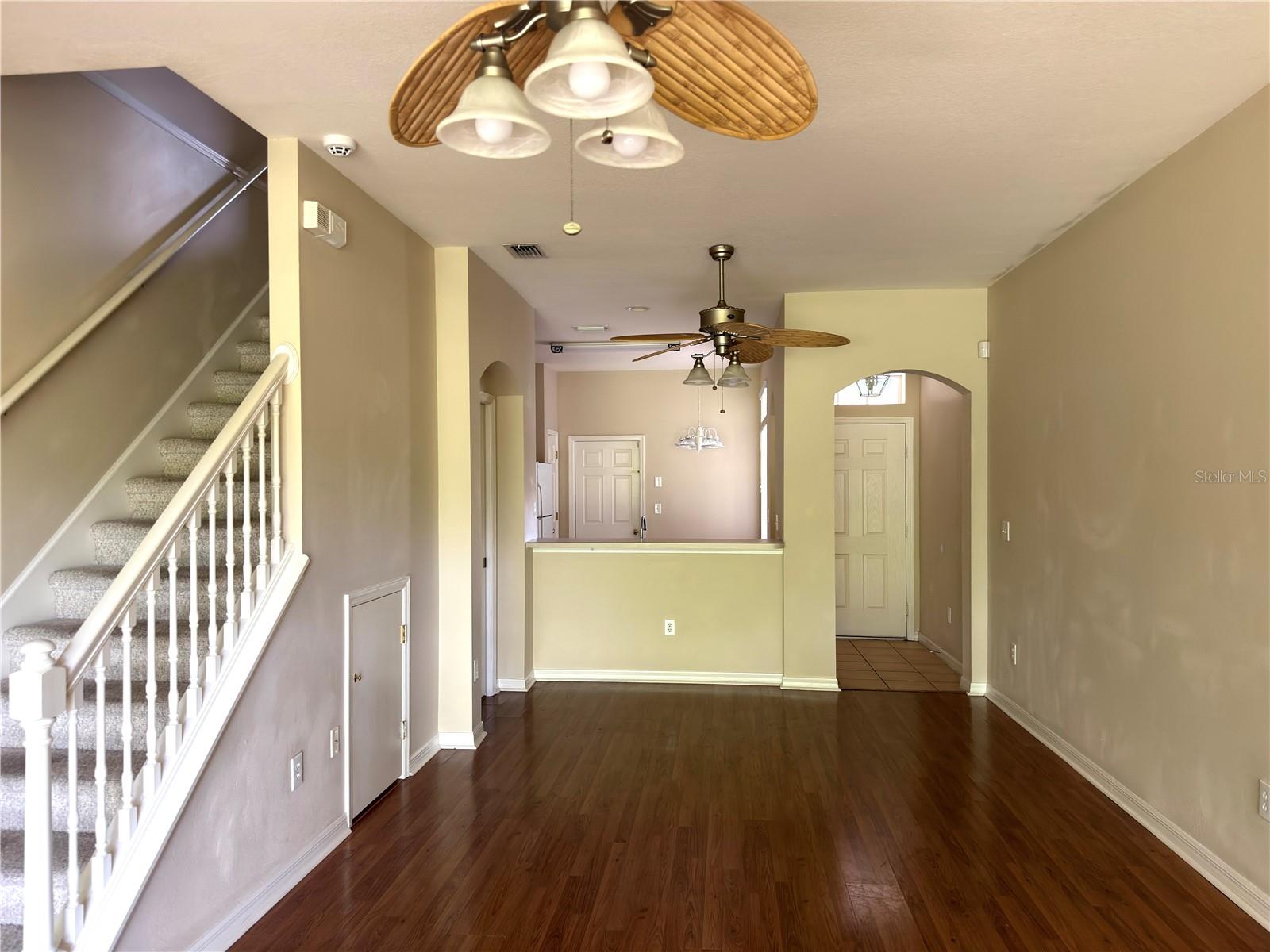 CHELSEA MANOR - Residential