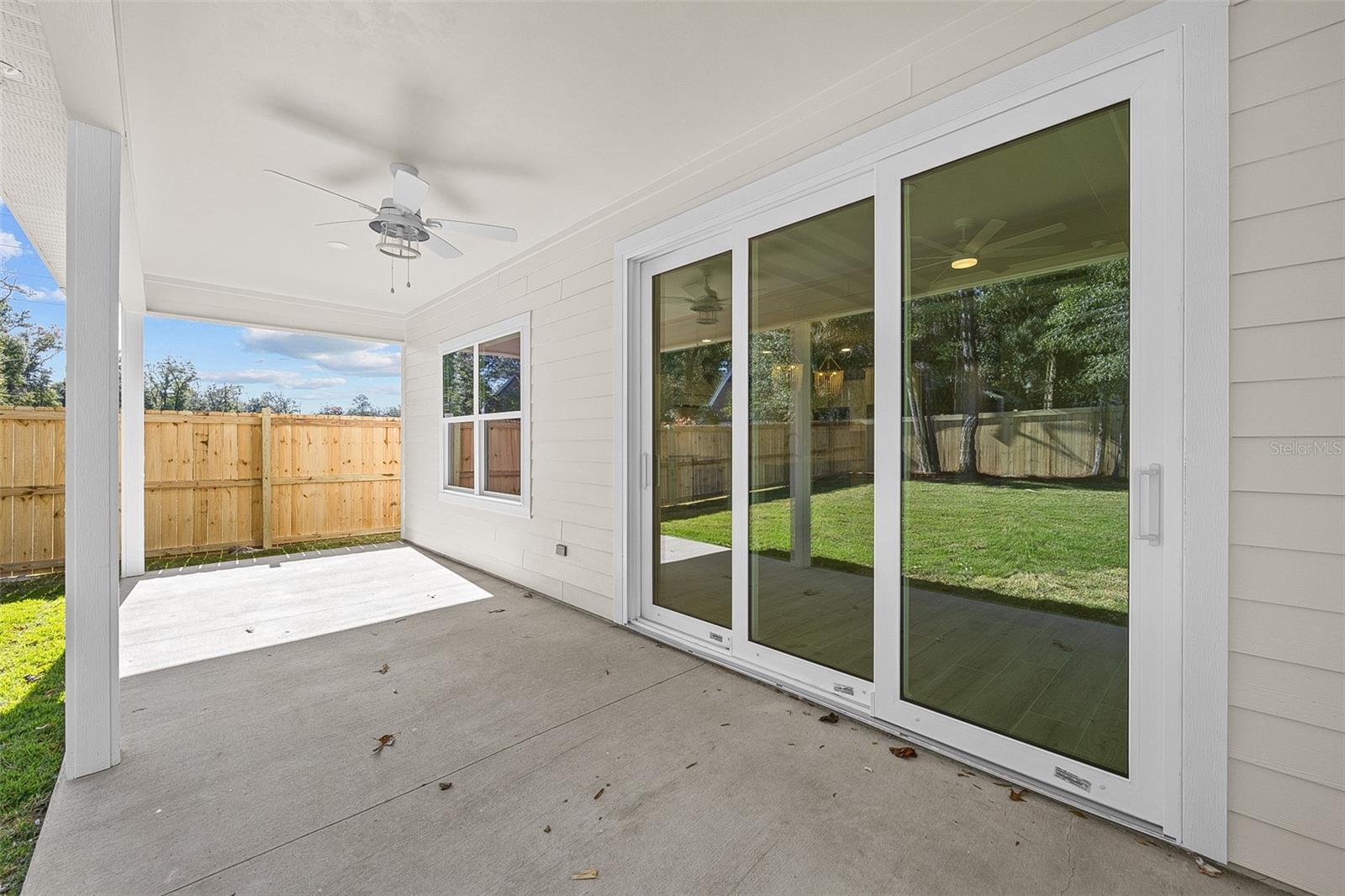 GRAND OAKS AT TOWER - Residential