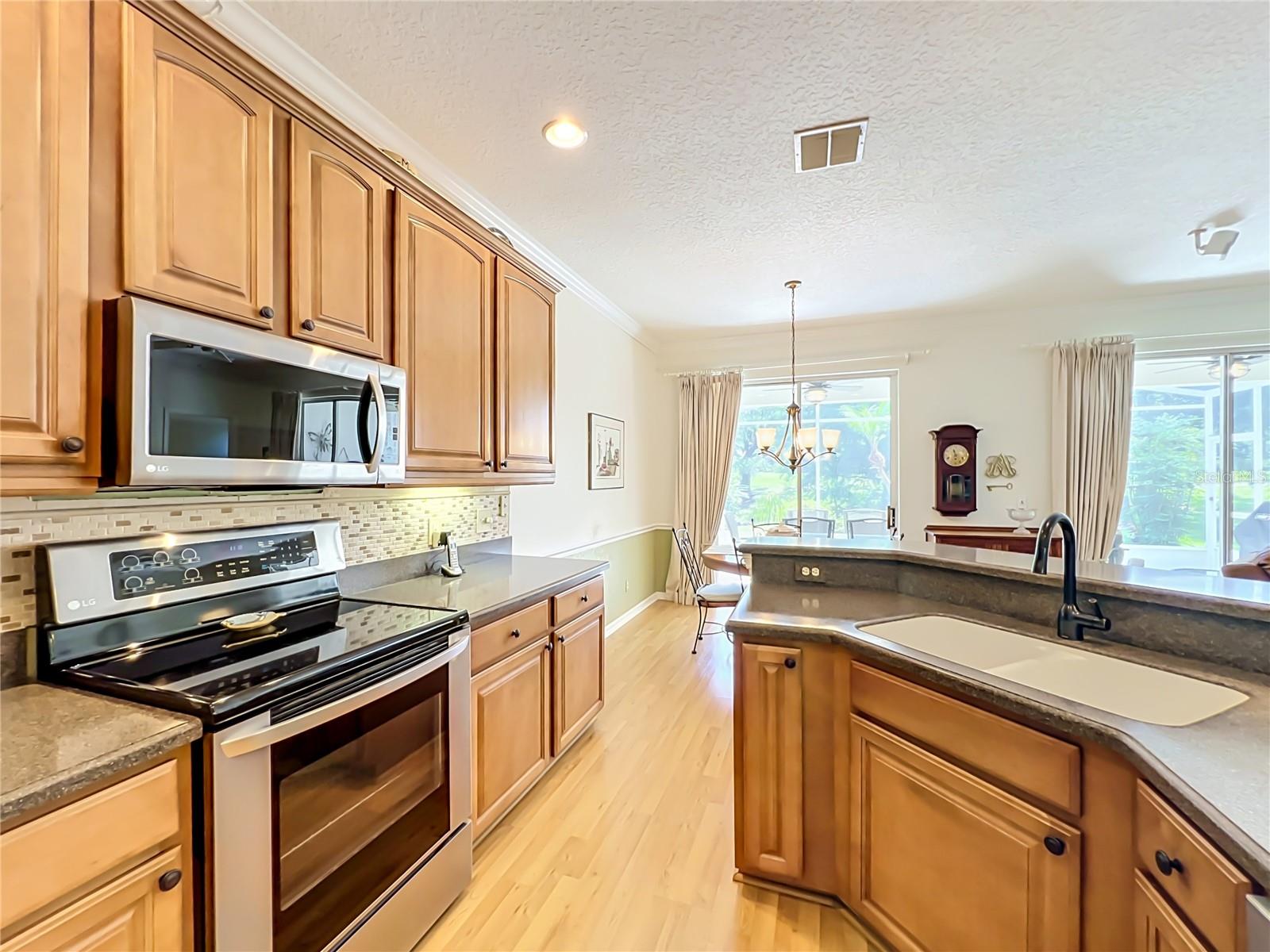 MT DORA COUNTRY CLUB MT DORA PH 02-8 - Residential