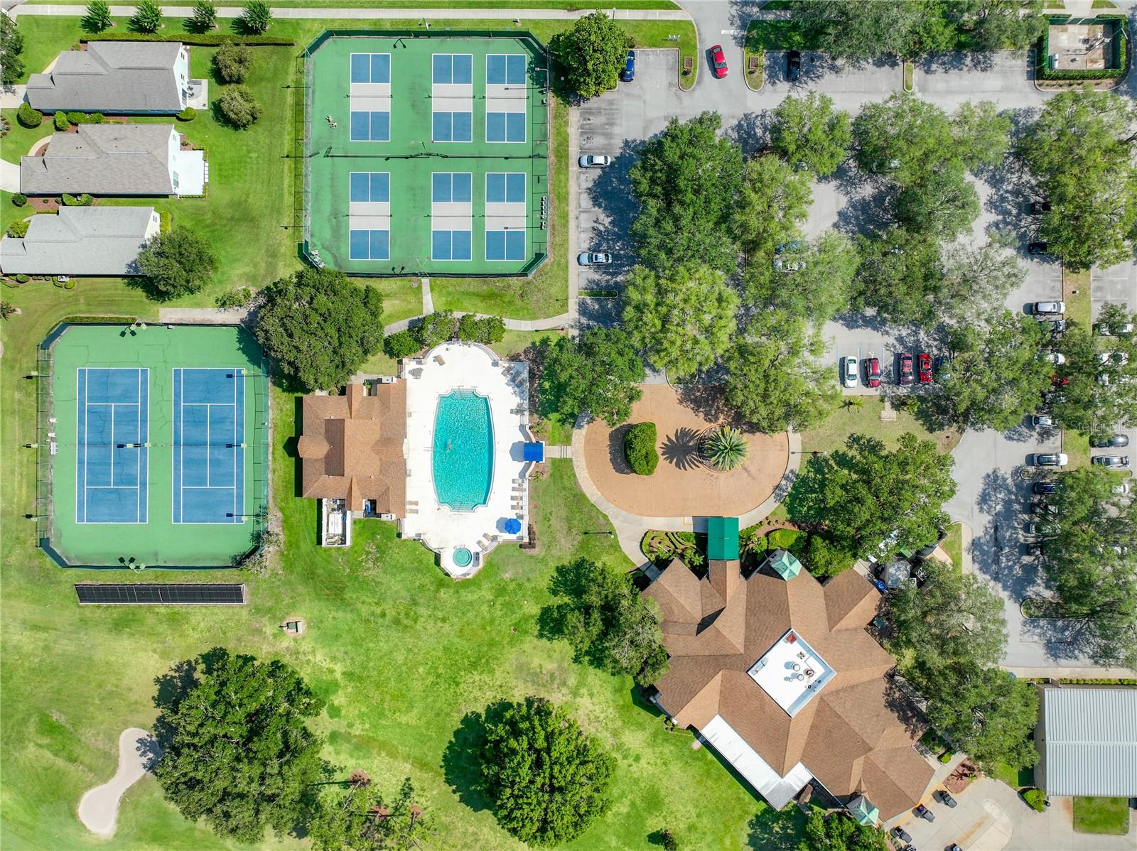 MT DORA COUNTRY CLUB MT DORA PH 02-8 - Residential