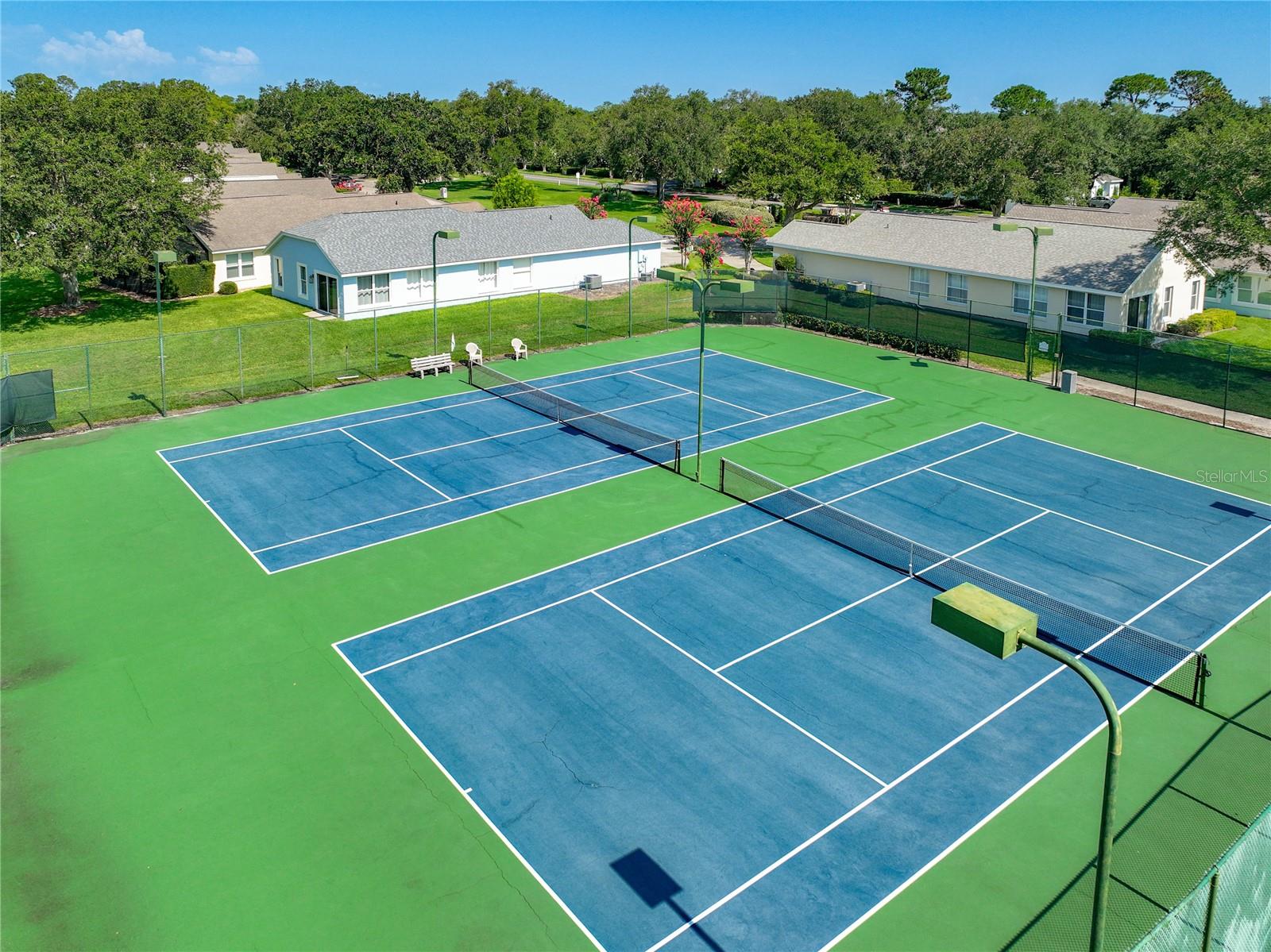 MT DORA COUNTRY CLUB MT DORA PH 02-8 - Residential