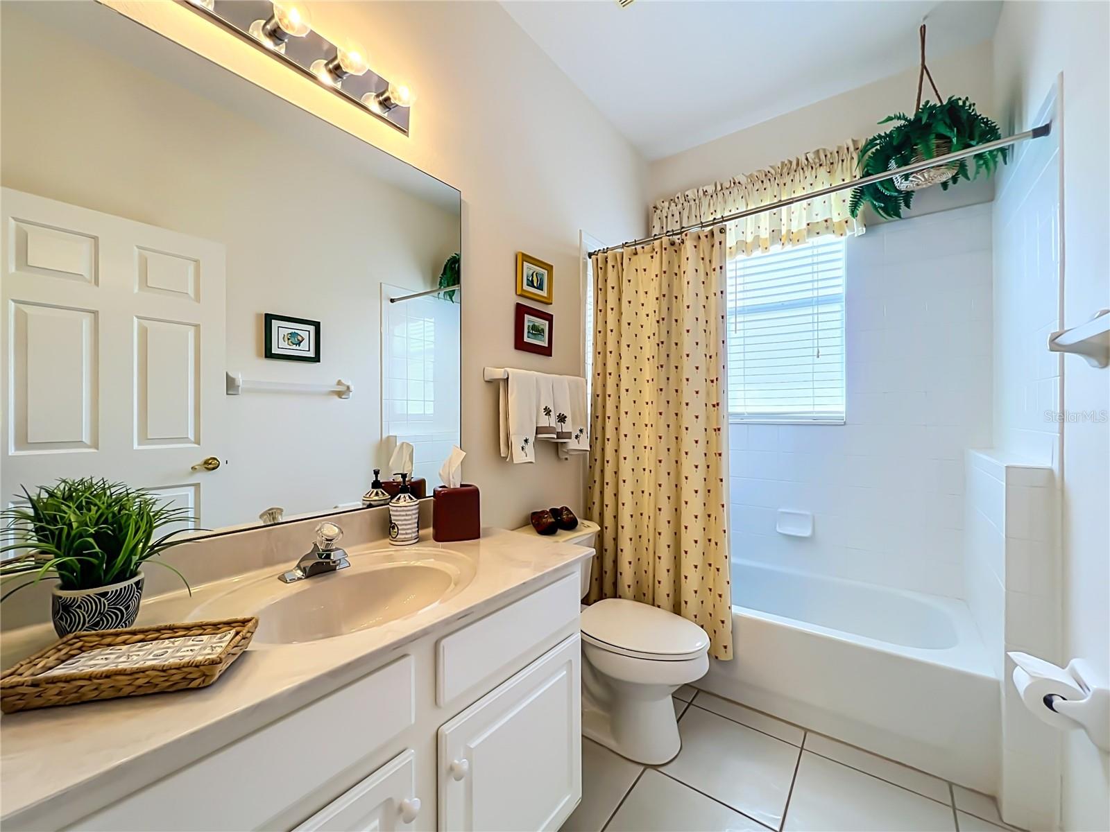 MT DORA COUNTRY CLUB MT DORA PH 02-8 - Residential