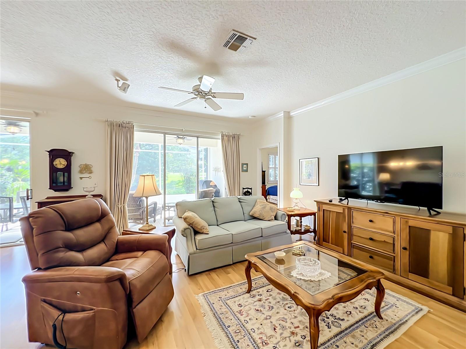 MT DORA COUNTRY CLUB MT DORA PH 02-8 - Residential
