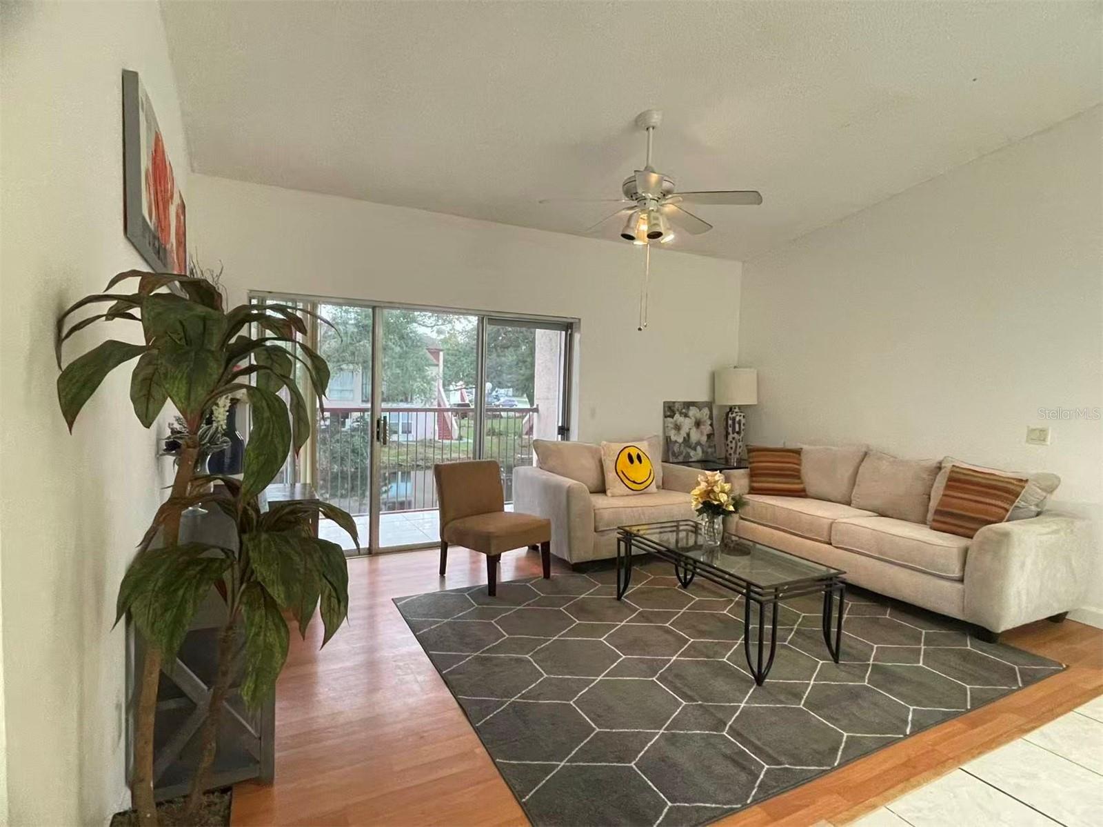 LEMON TREE CONDO SEC 08 - Residential