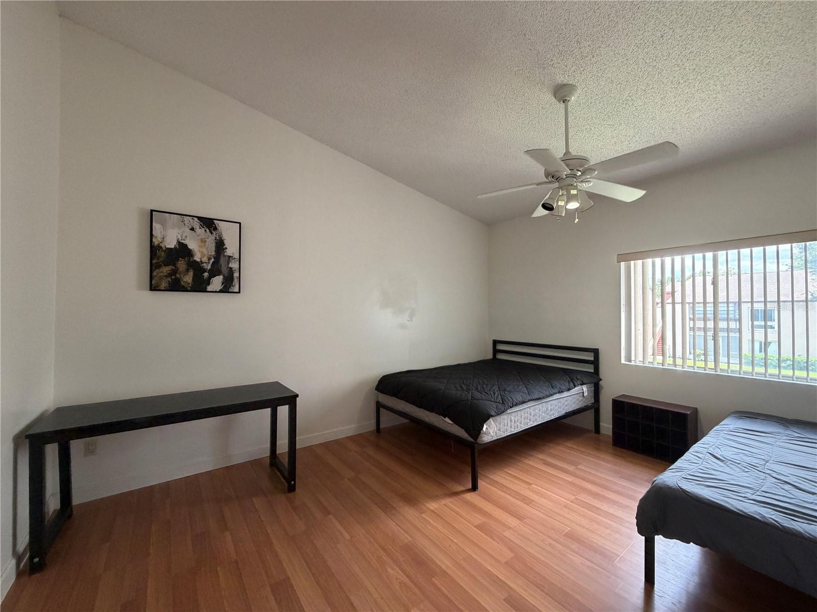 LEMON TREE CONDO SEC 08 - Residential