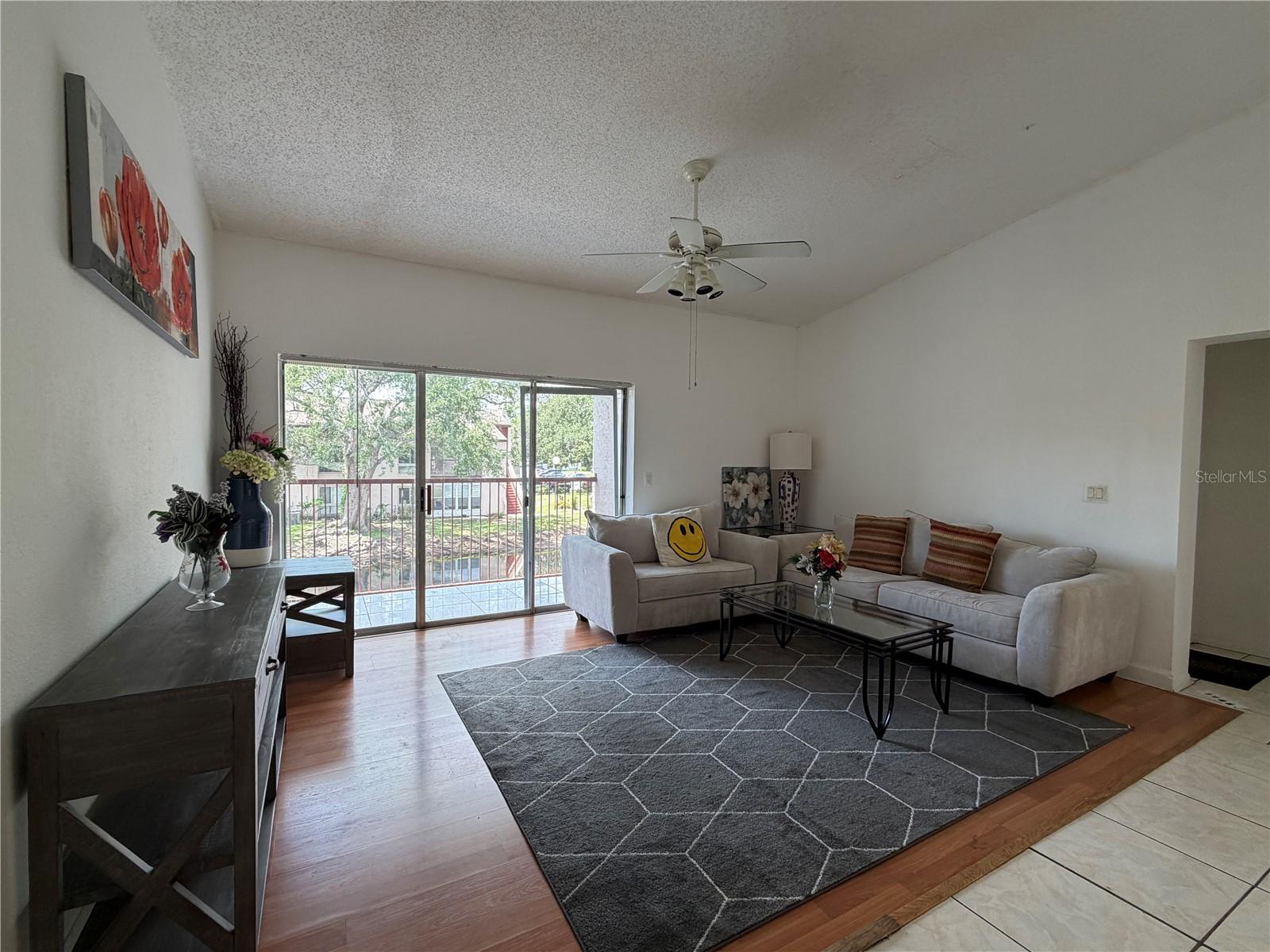 LEMON TREE CONDO SEC 08 - Residential