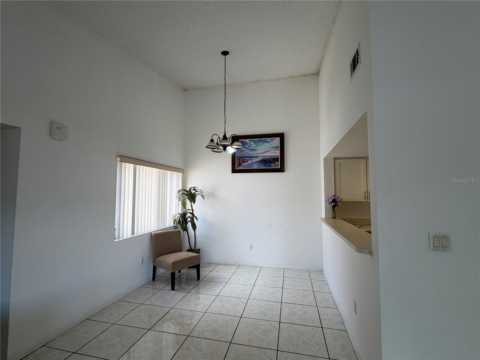 LEMON TREE CONDO SEC 08 - Residential