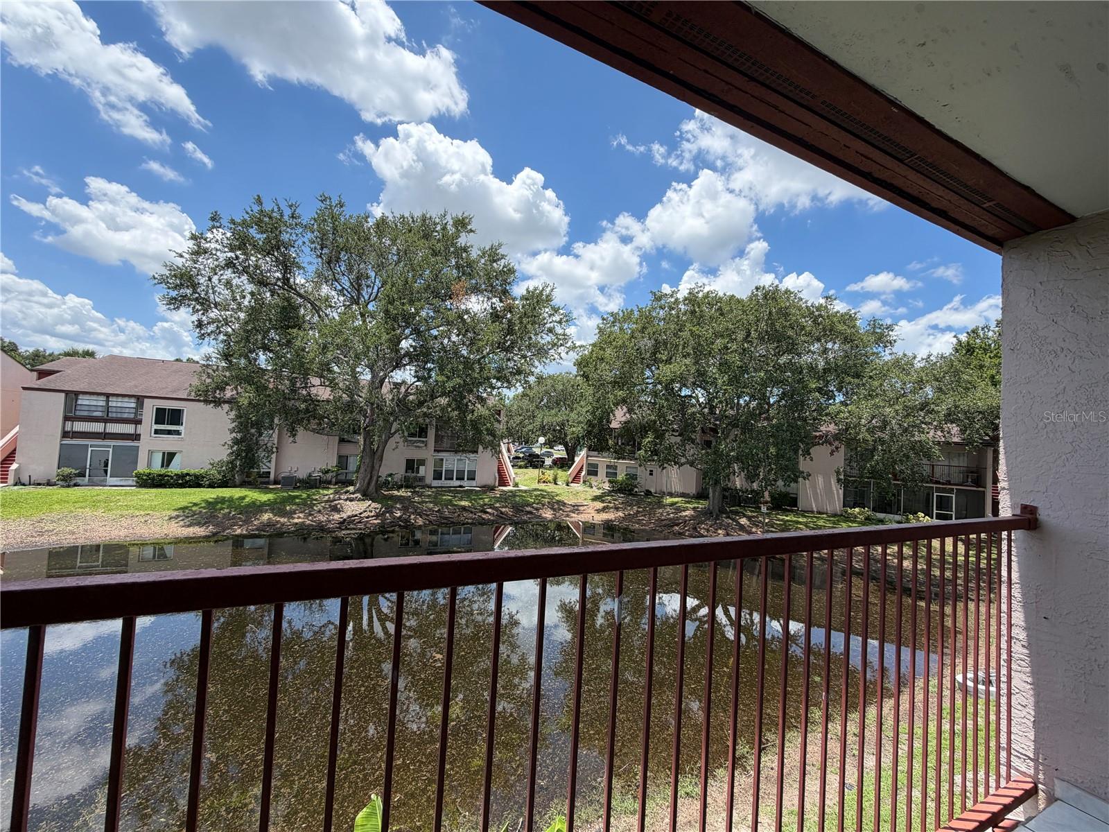 LEMON TREE CONDO SEC 08 - Residential