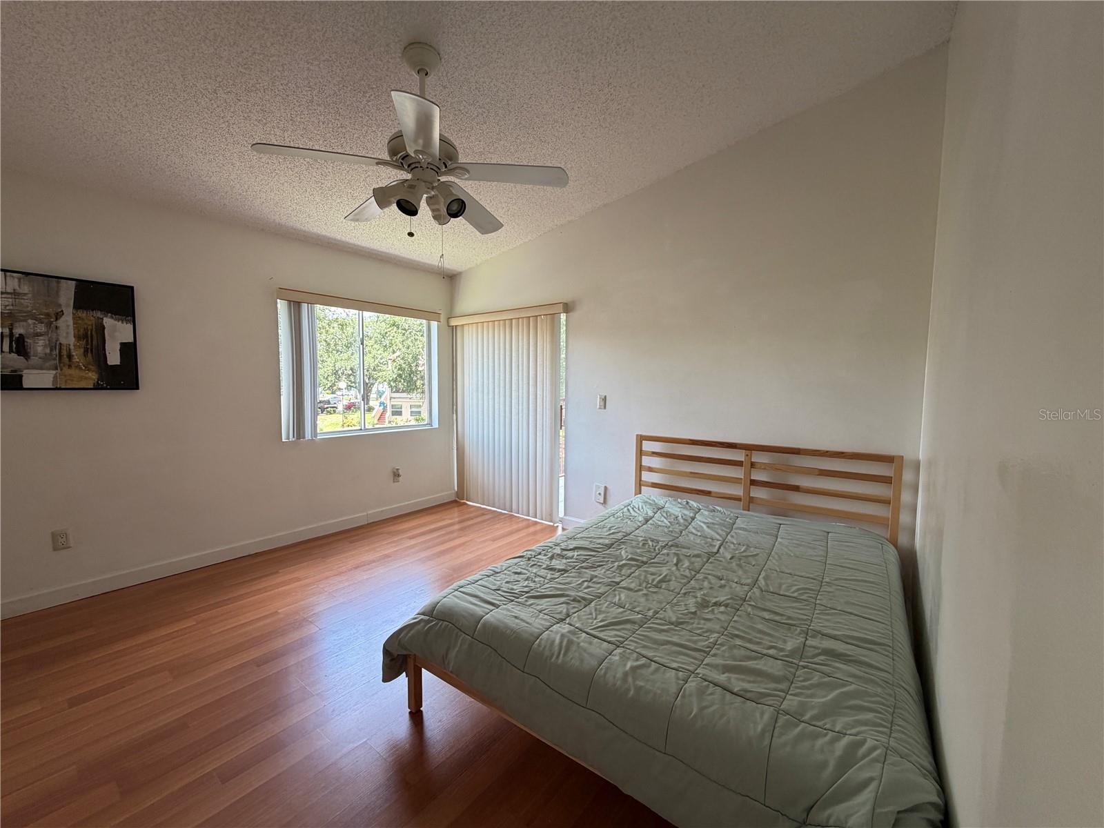 LEMON TREE CONDO SEC 08 - Residential