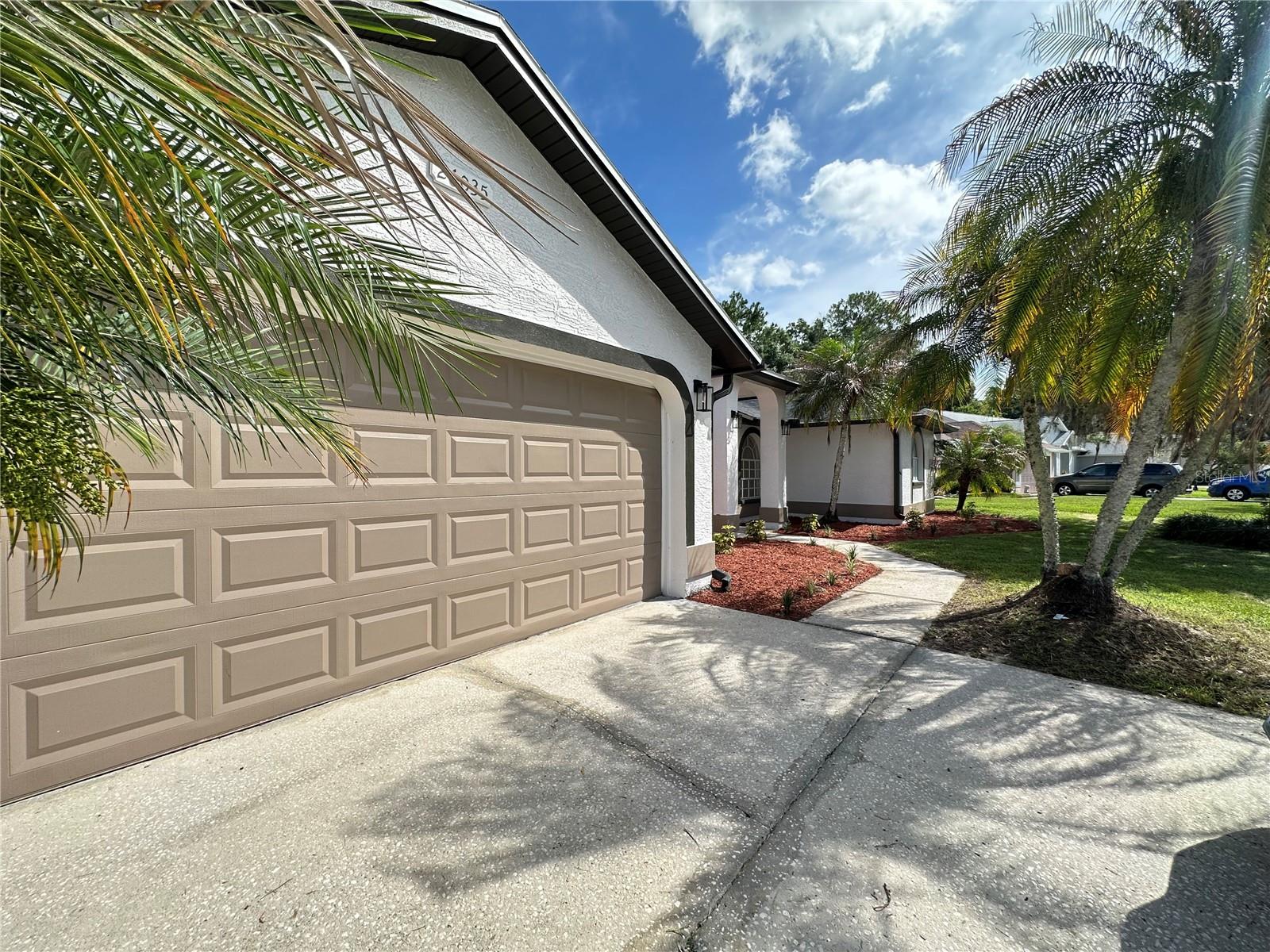 GRAND OAKS - Residential