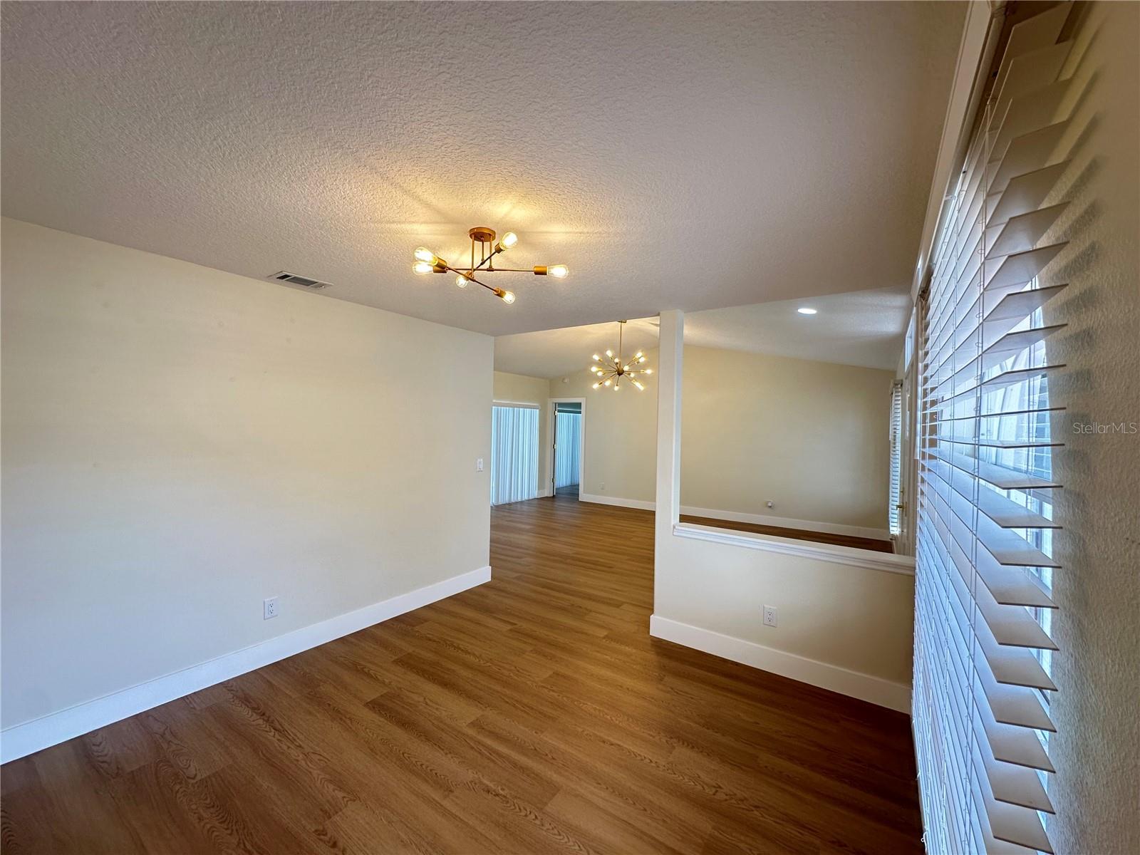 GRAND OAKS - Residential