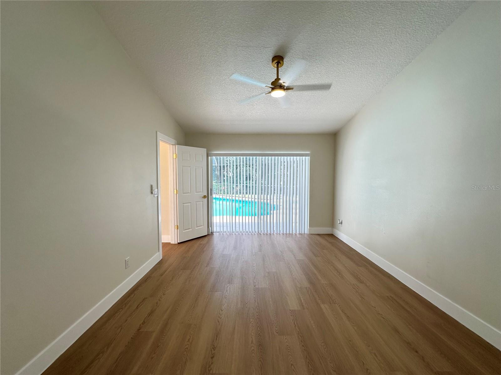 GRAND OAKS - Residential