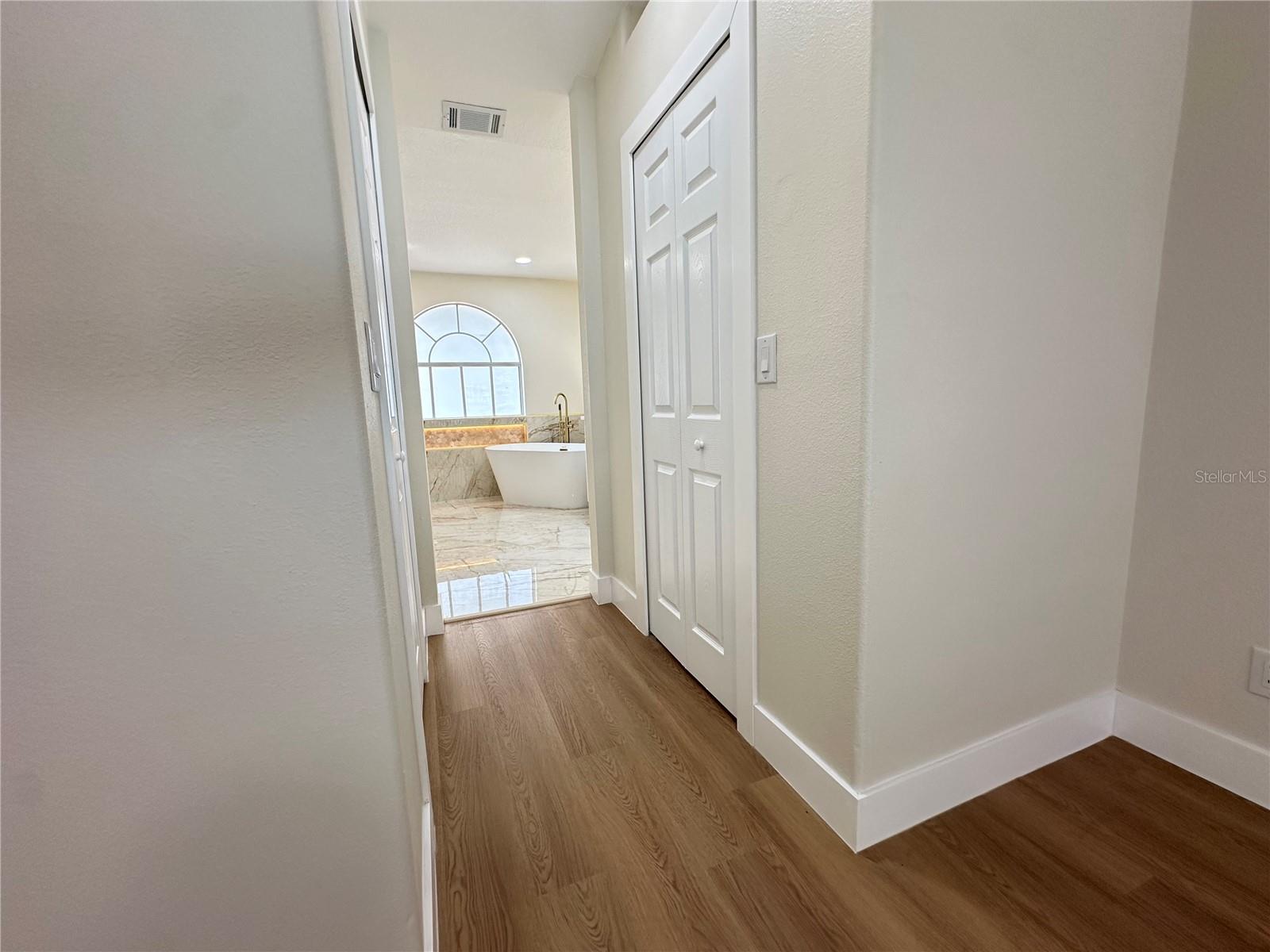 GRAND OAKS - Residential