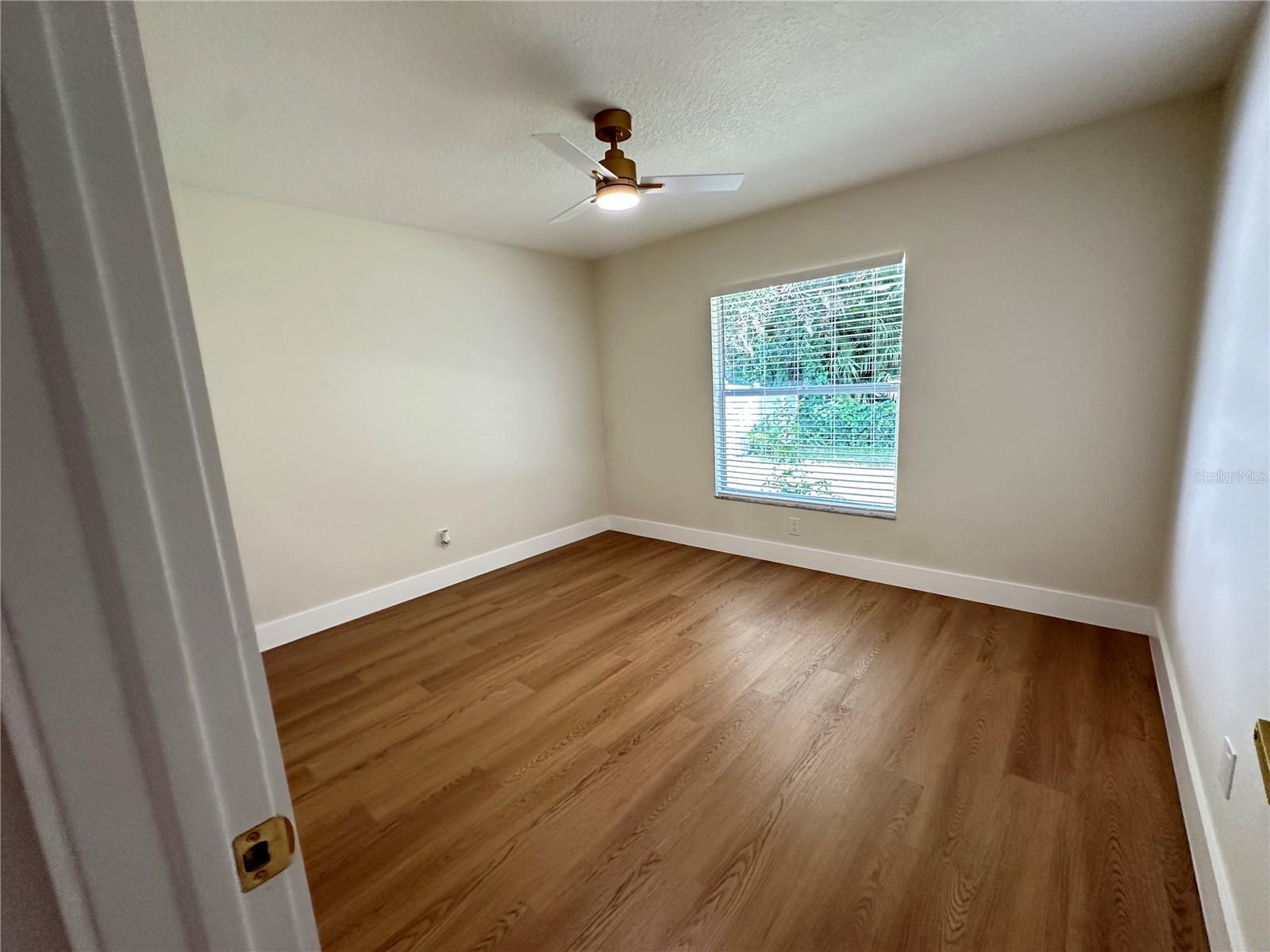GRAND OAKS - Residential