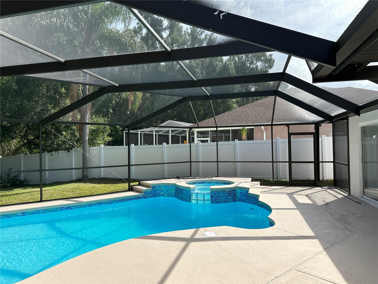 GRAND OAKS - Residential
