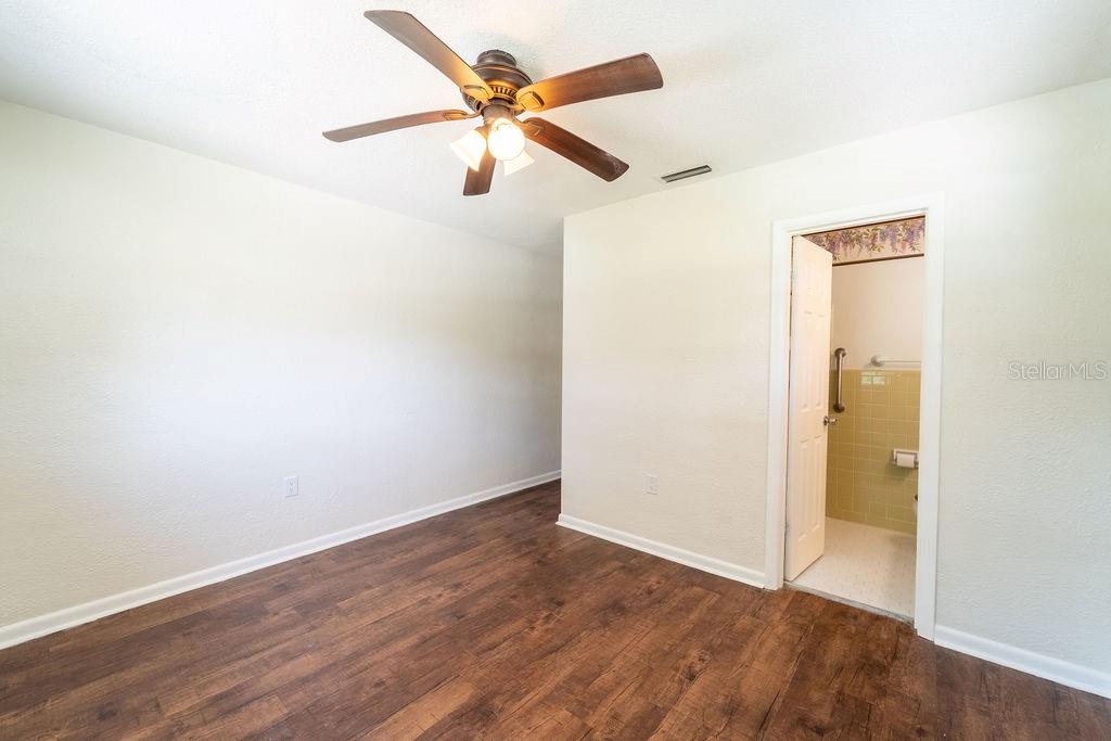 ORANGE ACRES UNIT 01 - Residential