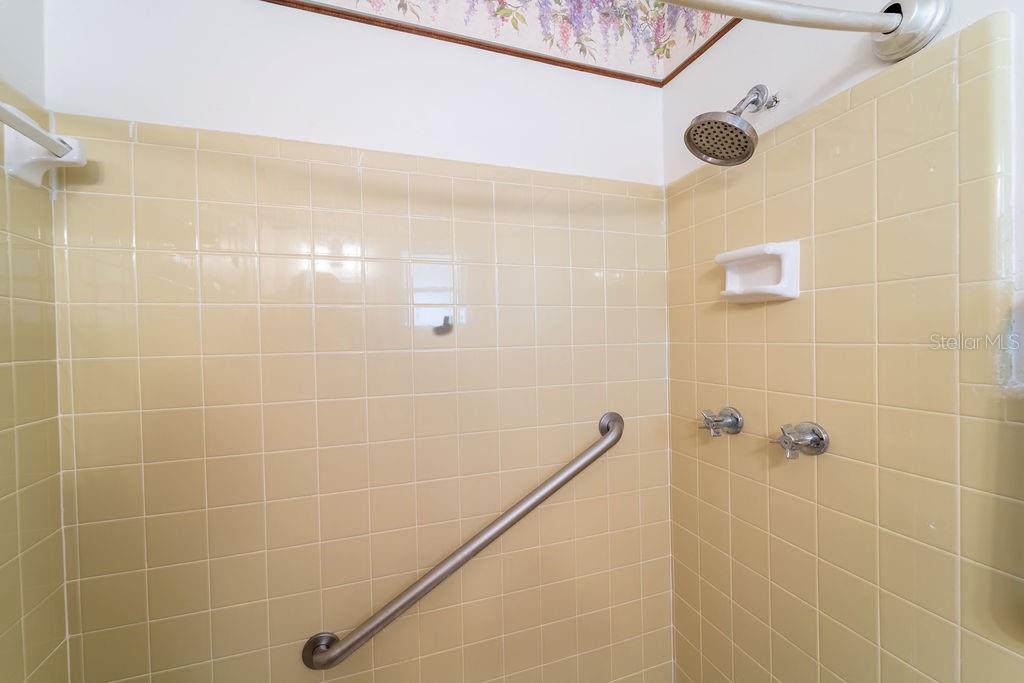 ORANGE ACRES UNIT 01 - Residential