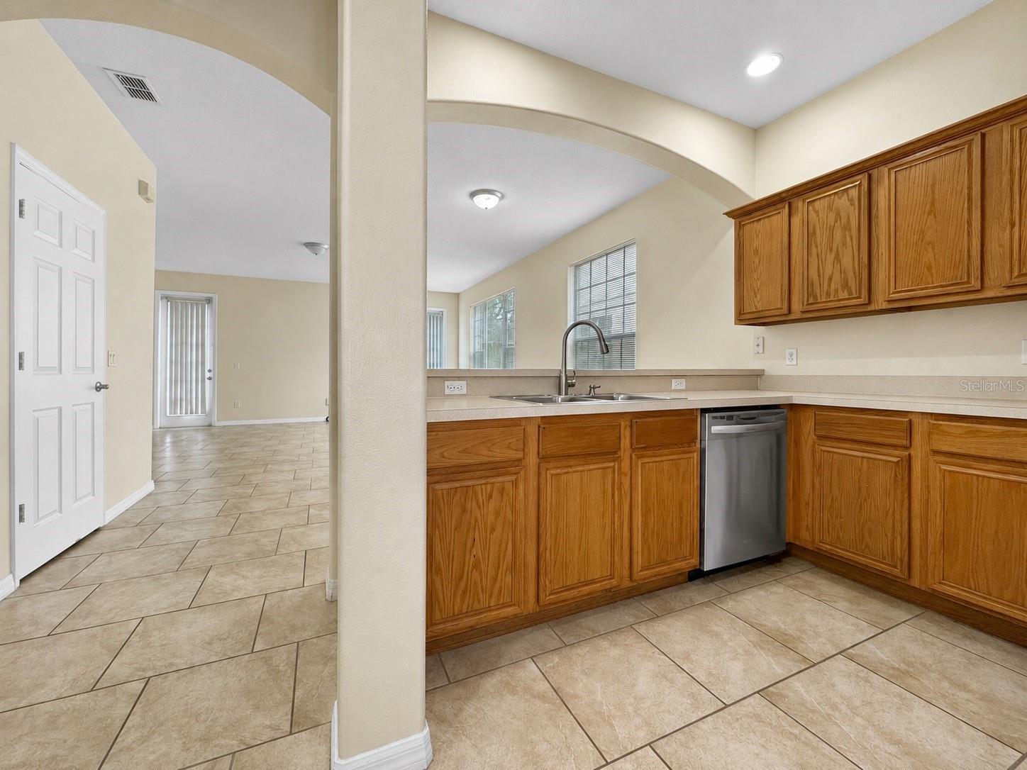 EAGLES NEST/THE OAKS - Residential