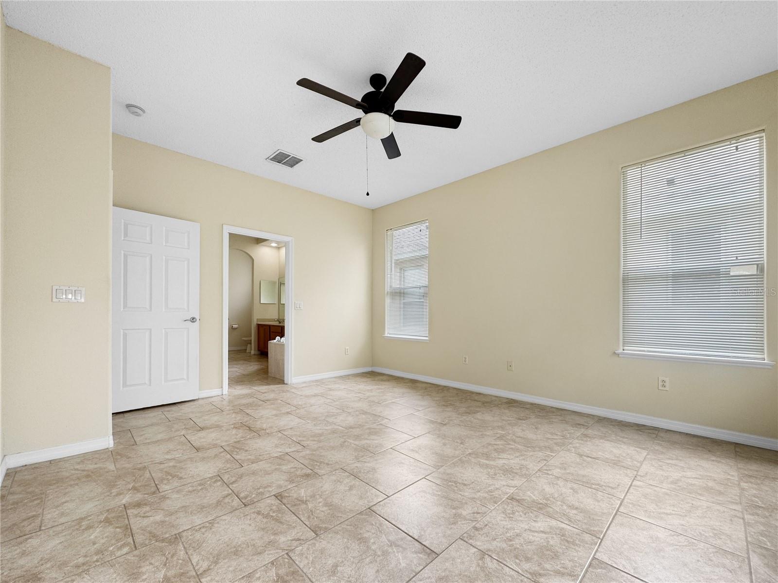 EAGLES NEST/THE OAKS - Residential