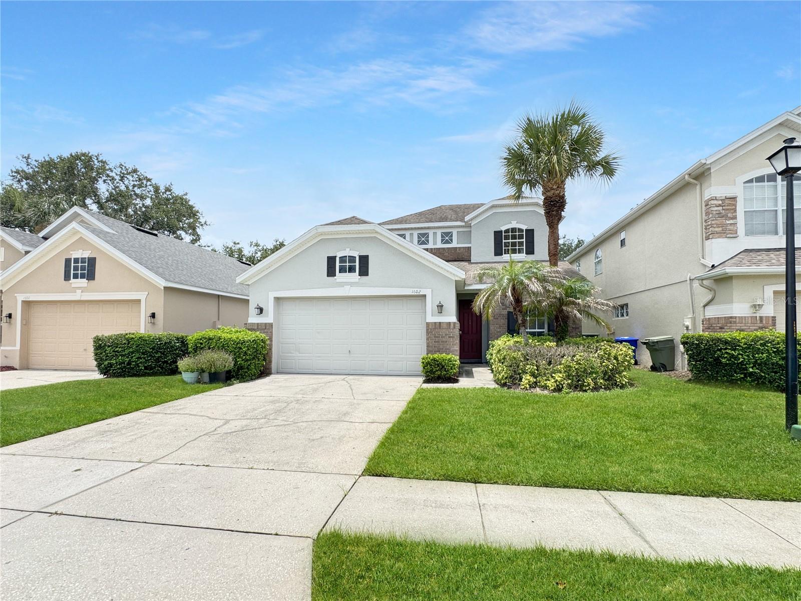 EAGLES NEST/THE OAKS - Residential