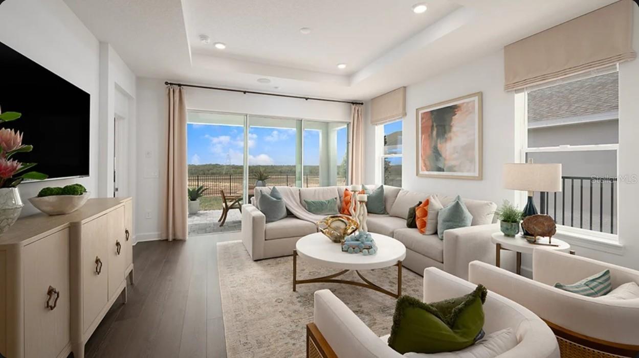 ESPLANADE AT MCKINNON GROVES - Residential