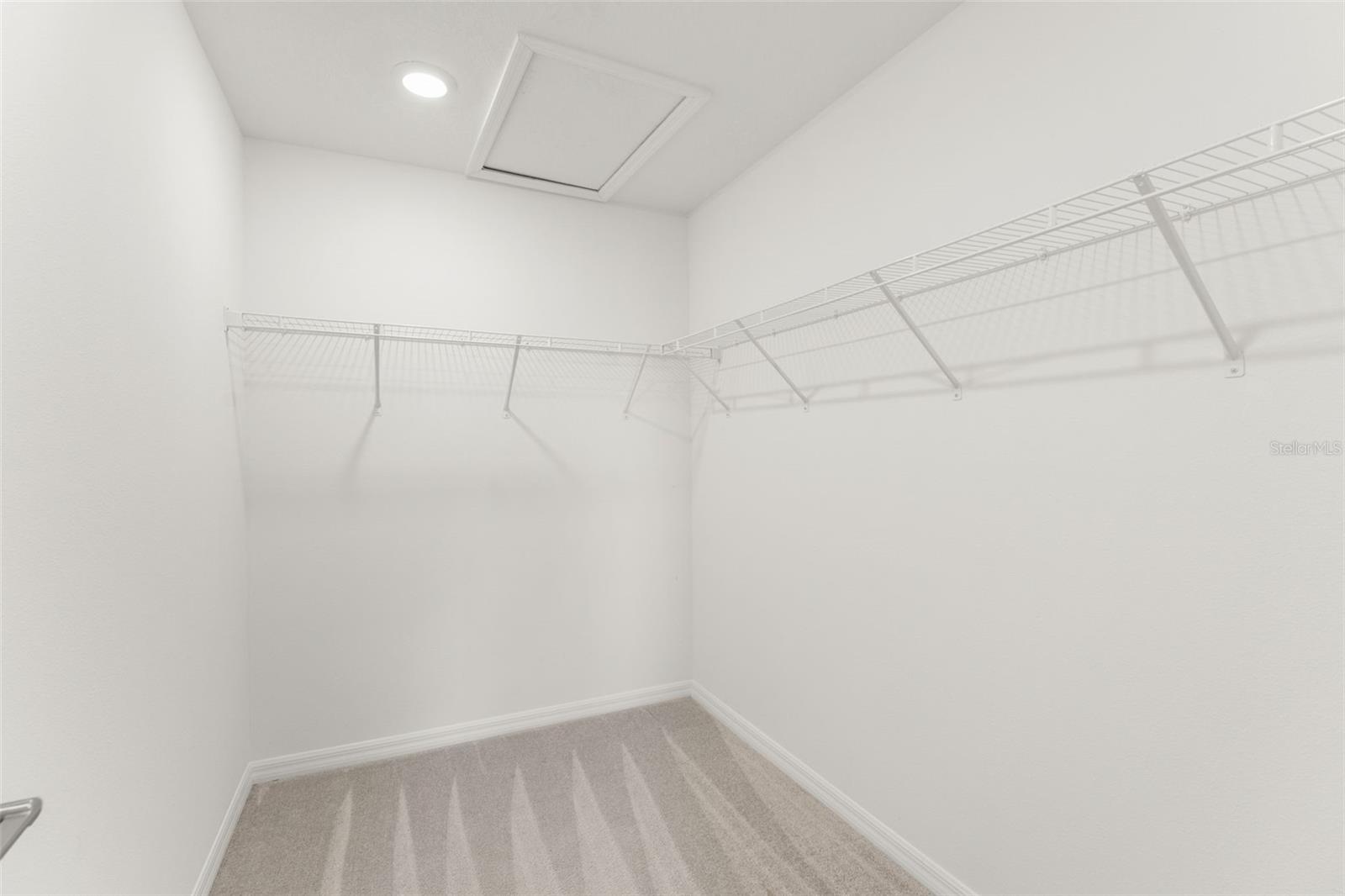BELLALAGO POD G TOWNHOMES - Residential
