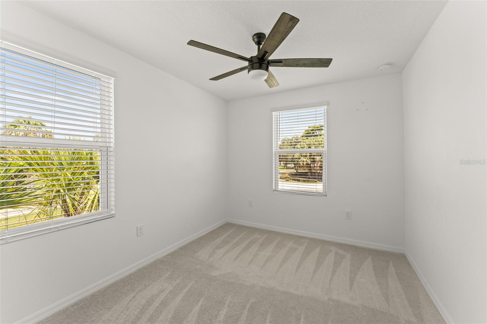 BELLALAGO POD G TOWNHOMES - Residential