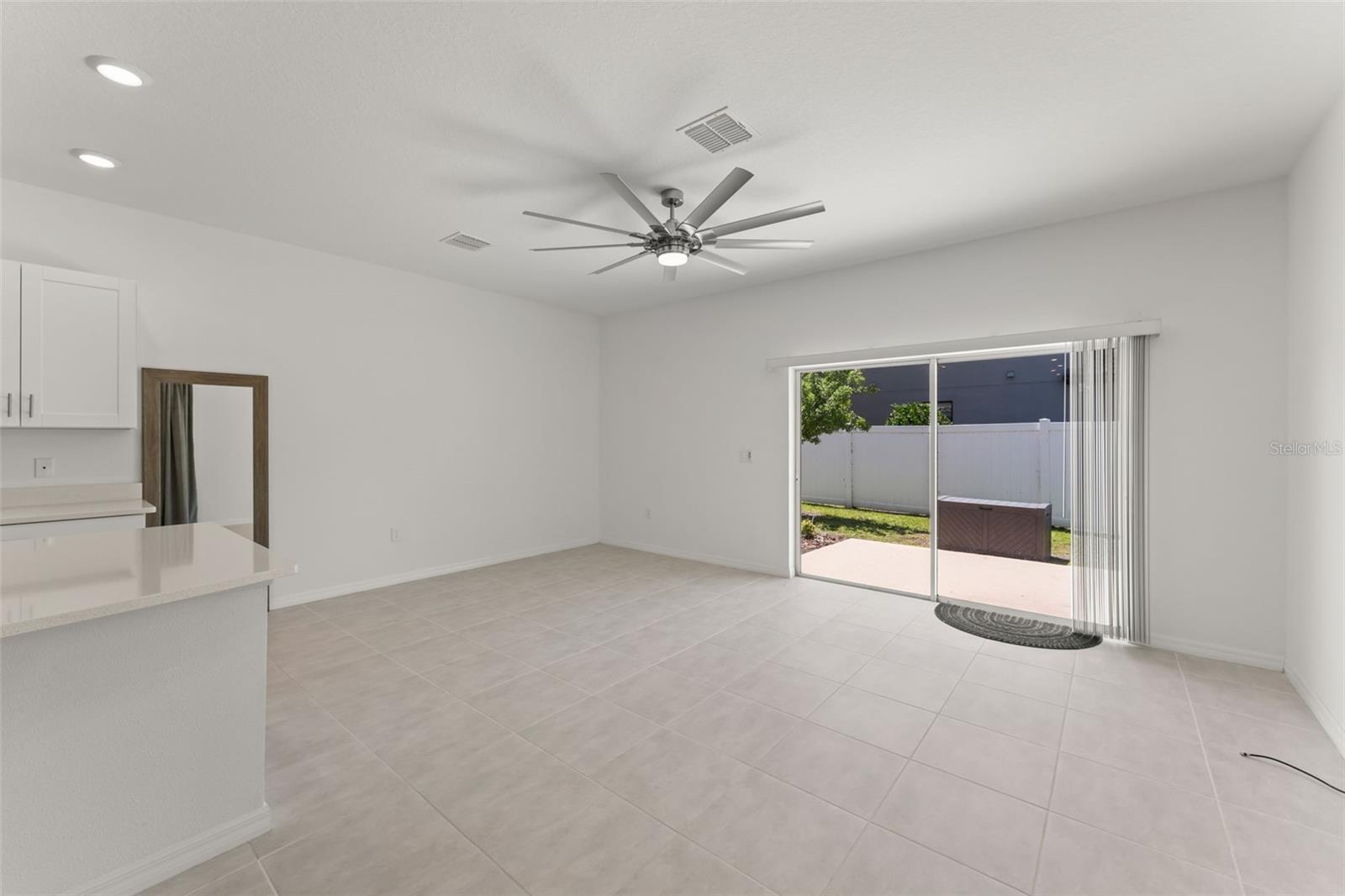 BELLALAGO POD G TOWNHOMES - Residential
