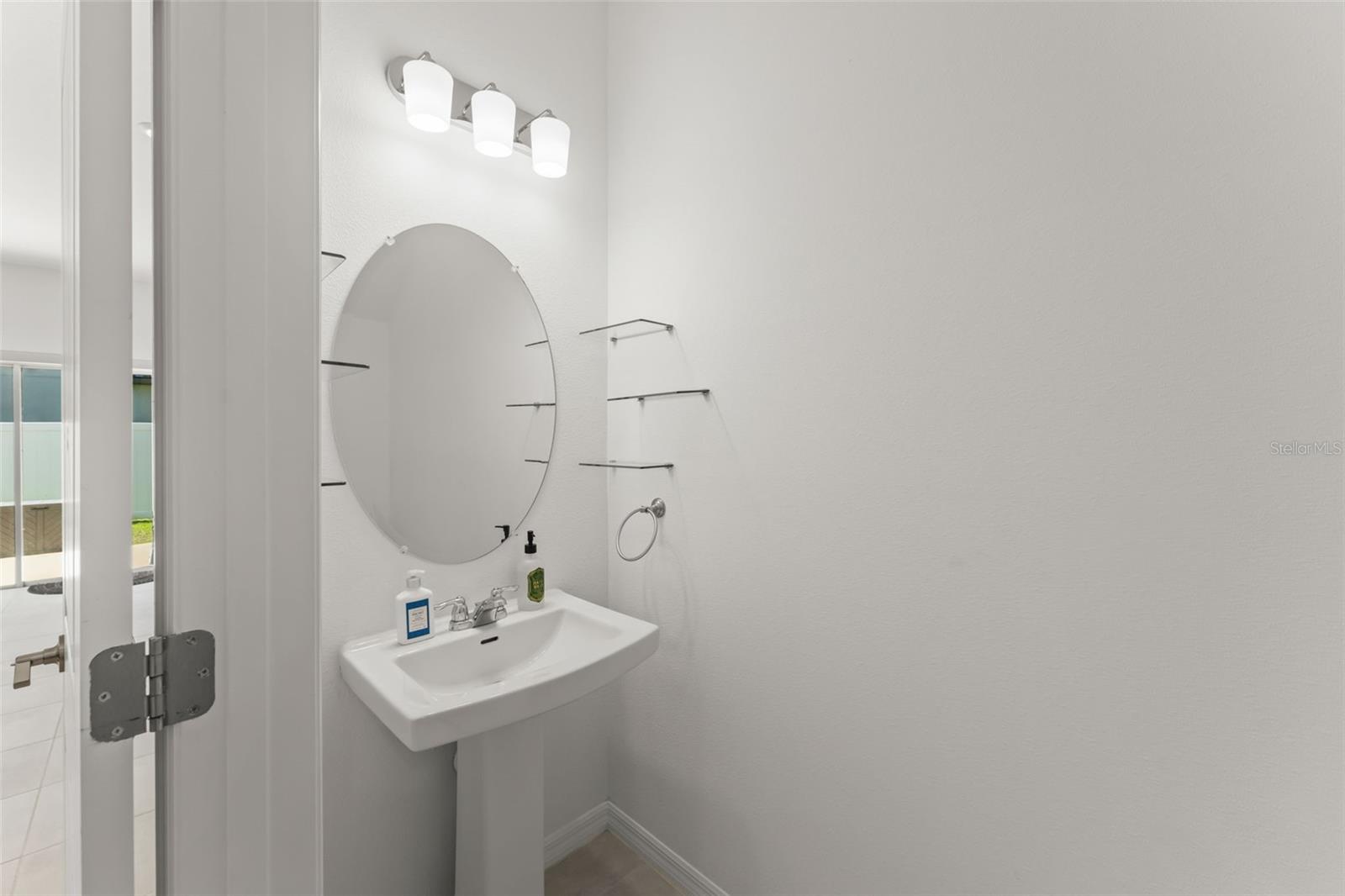 BELLALAGO POD G TOWNHOMES - Residential