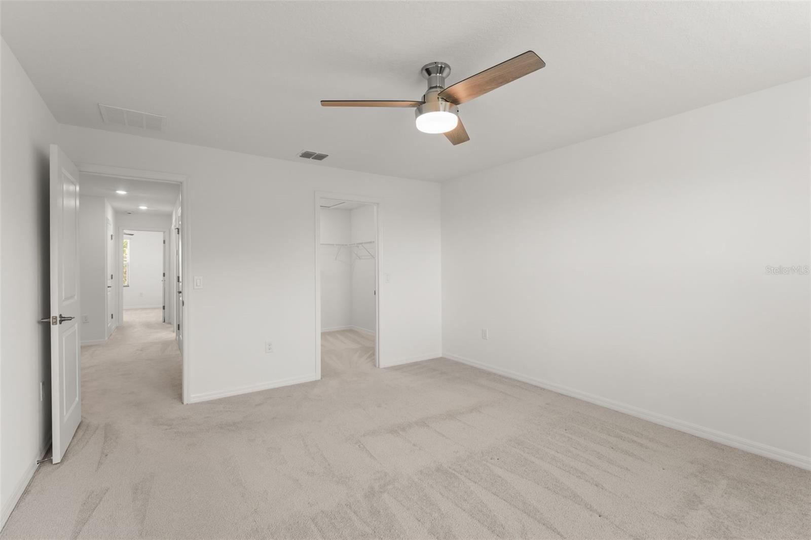 BELLALAGO POD G TOWNHOMES - Residential