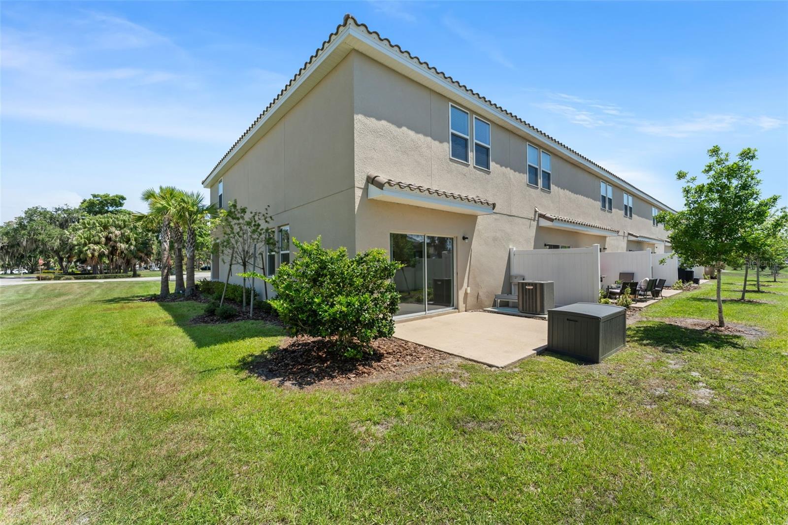 BELLALAGO POD G TOWNHOMES - Residential